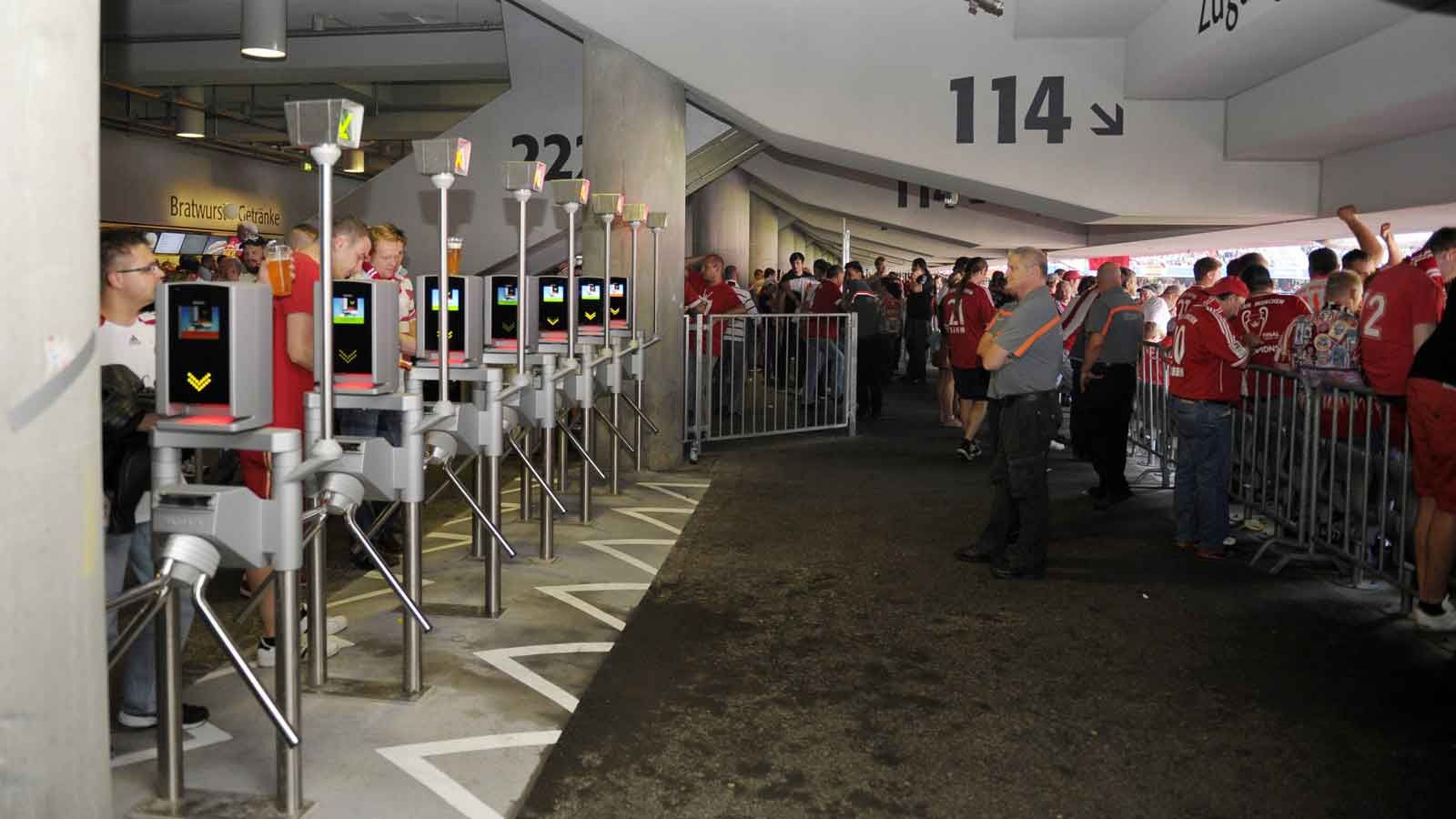 Bayern Allianz Arena Drehkreuze