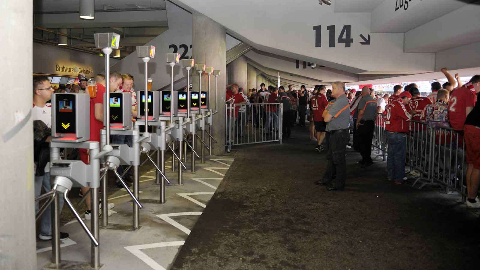 Bayern Allianz Arena Drehkreuze