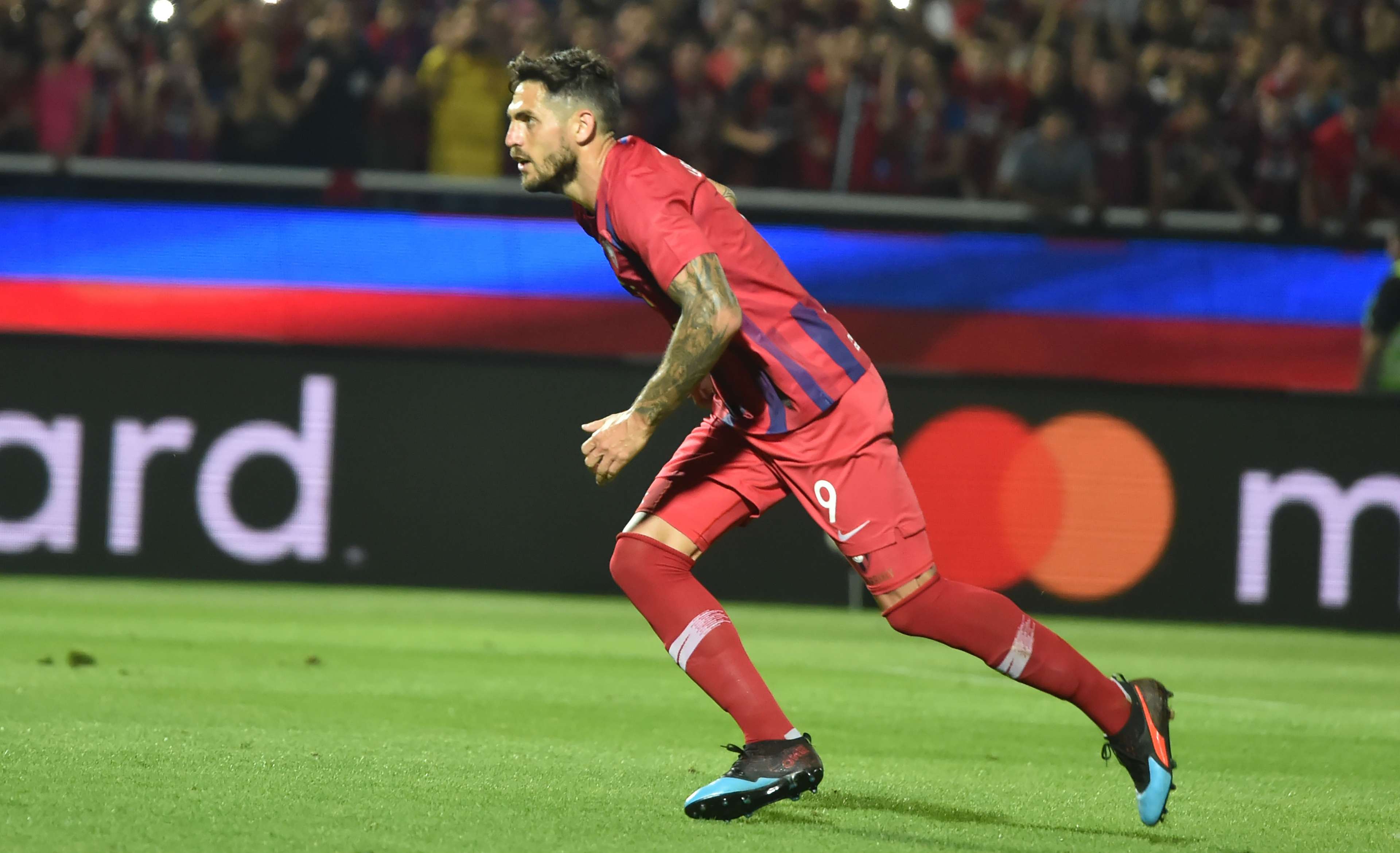 Larrivey (Paraguay) 03-01-20