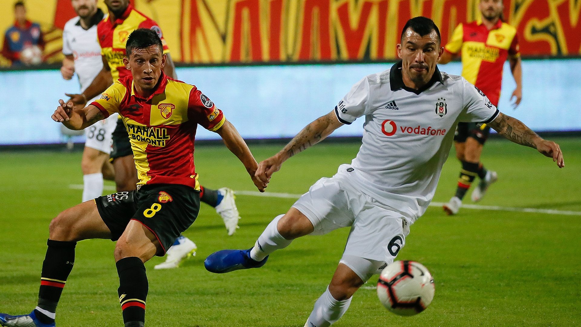 Oguzhan Ozyakup Goztepe Besiktas 10212018