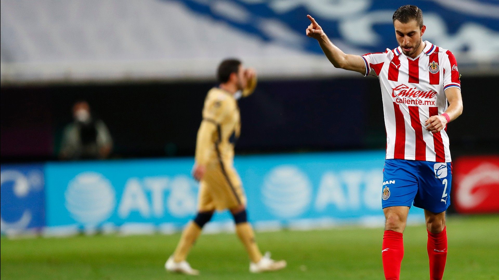 Alejandro Mayorga Chivas Pumas