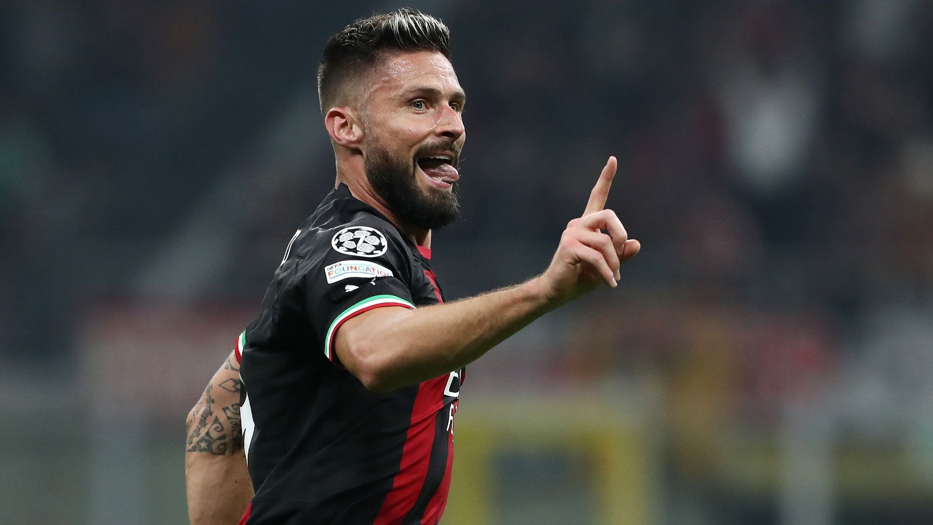 Giroud Milan celebrating Champions League