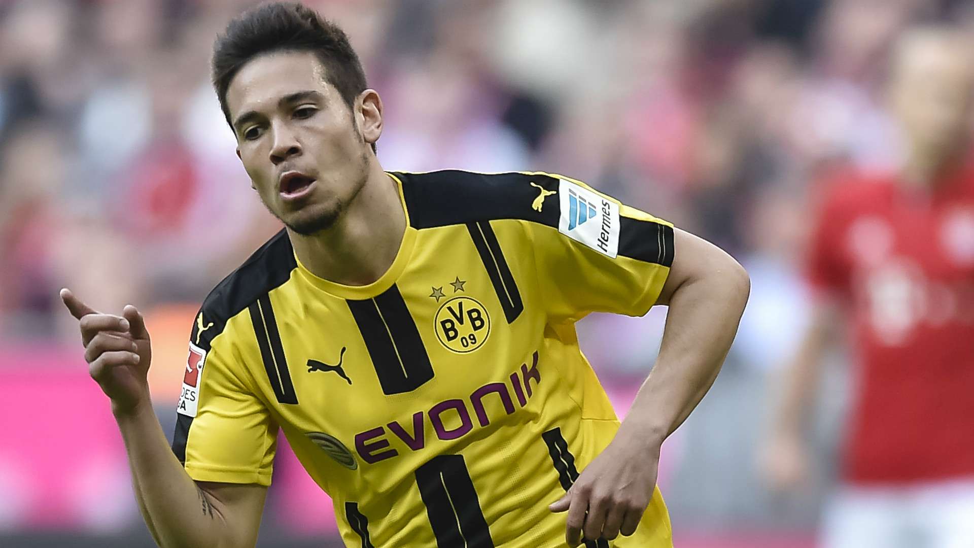 RAPHAEL GUERREIRO BORUSSIA DORTMUND GERMAN BUNDESLIGA 08042017