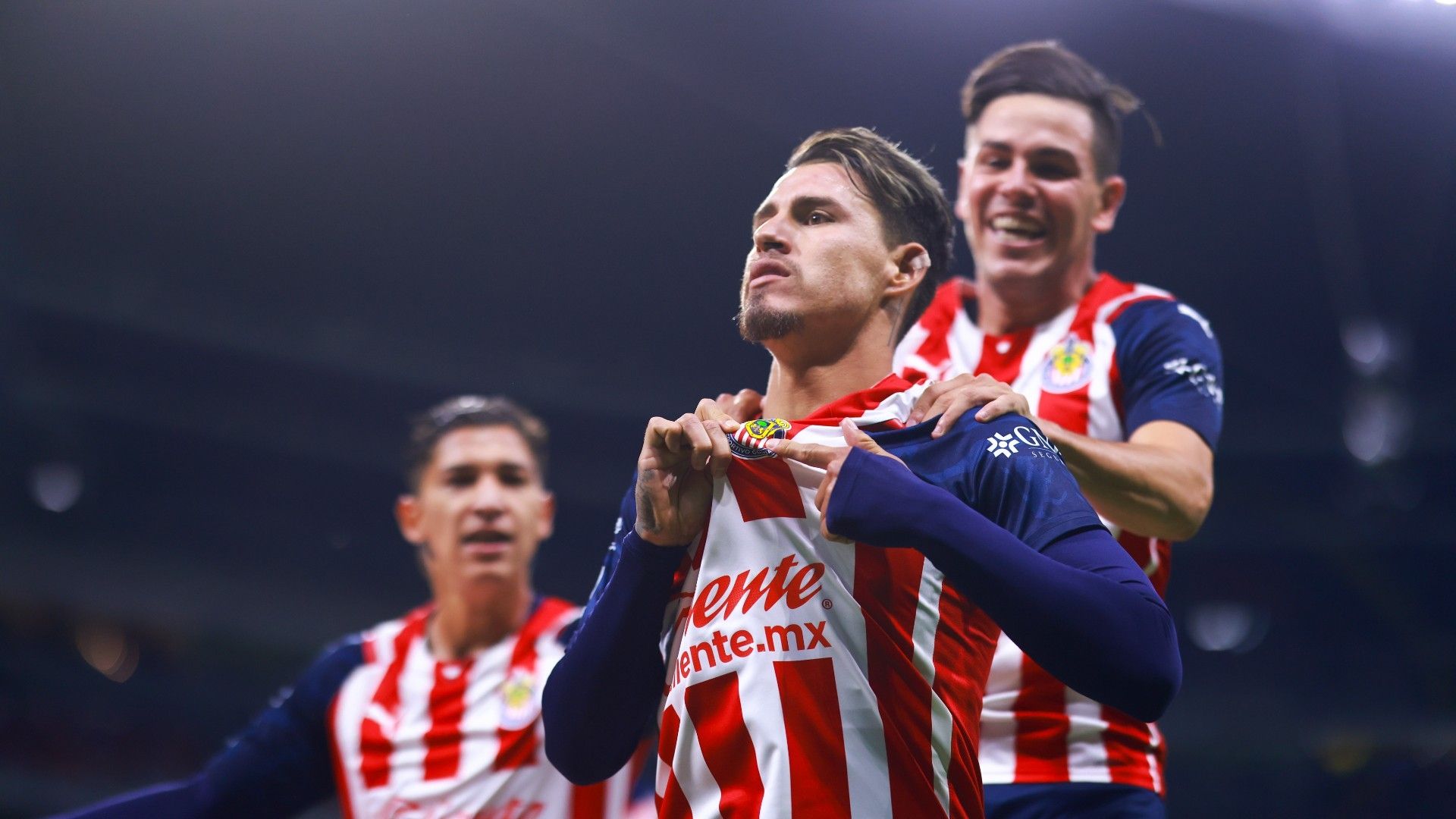 Cristian Calderón Chivas Clausura 2022