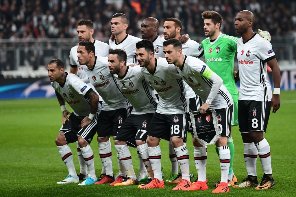 Besiktas line up against Monaco 11012017