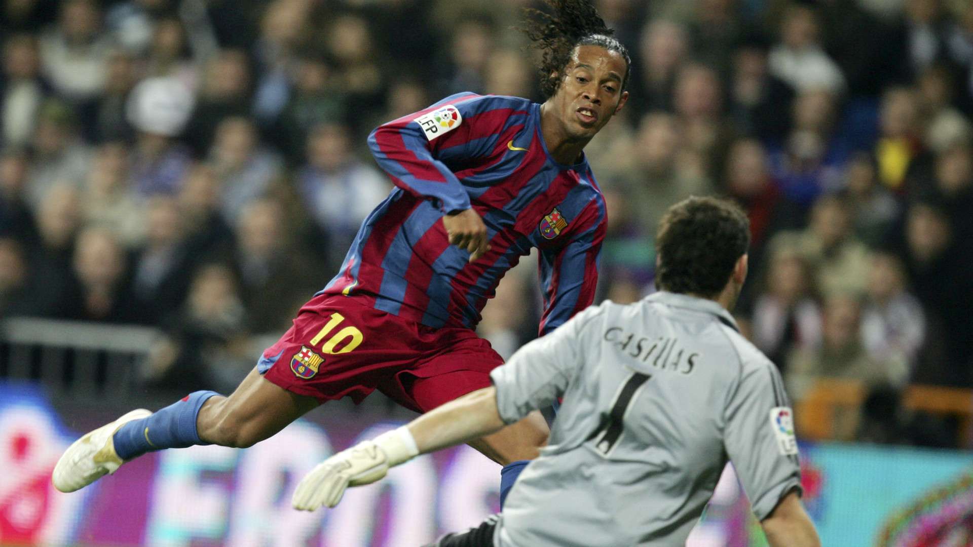 Ronaldinho Iker Casillas Real Madrid Barcelona 11192005