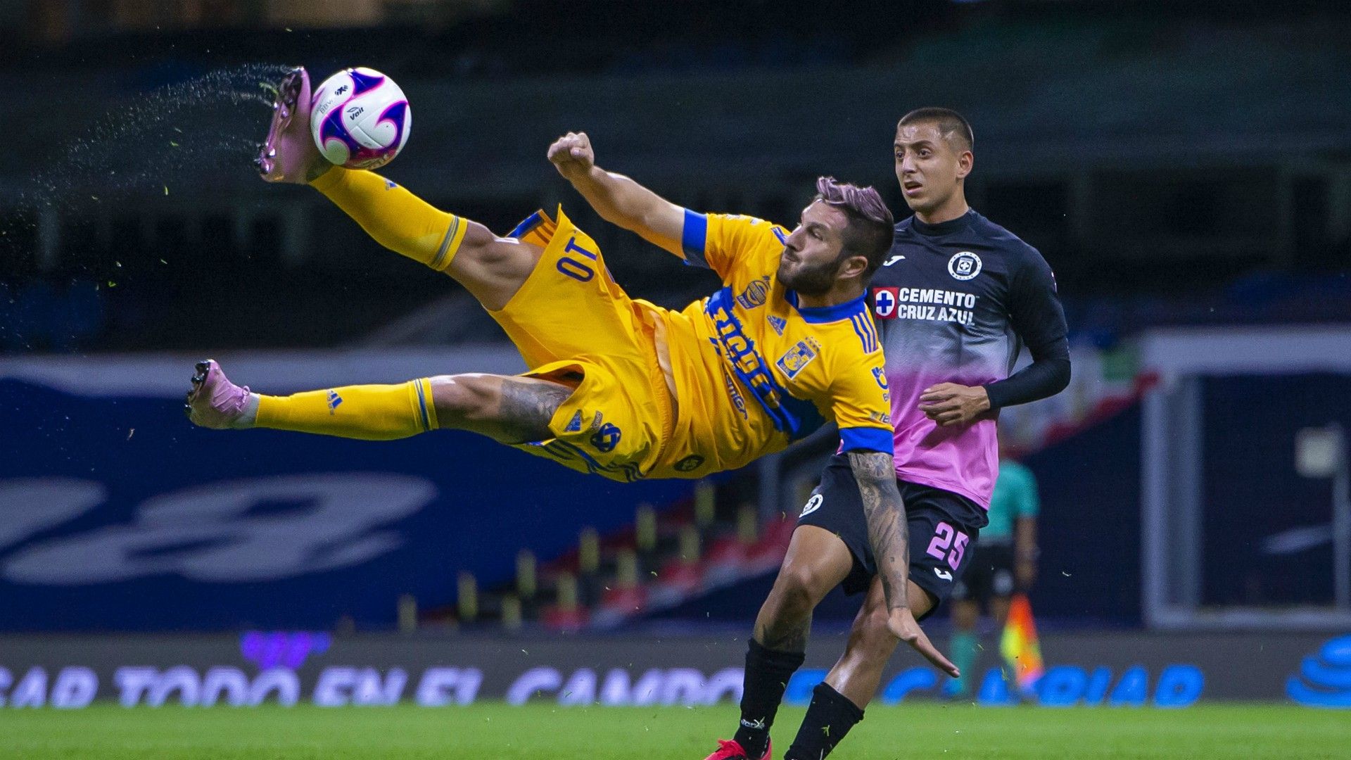 Andre-Pierre Gignac Tigres vs Cruz Azul