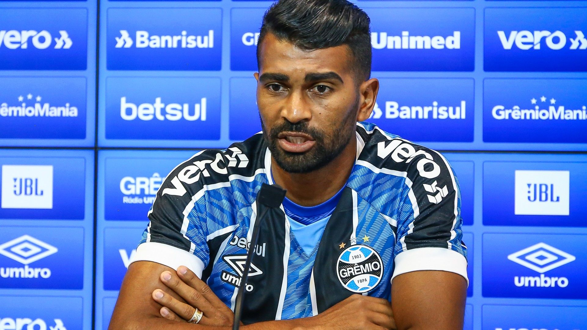 Thiago Santos Grêmio apresentação 2021