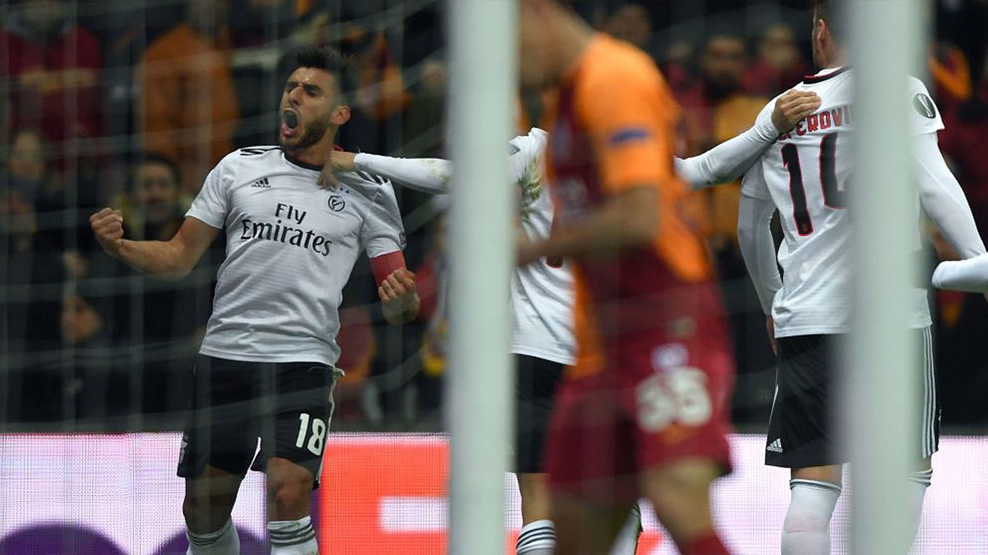 Galatasaray Benfica Salvio 02142019