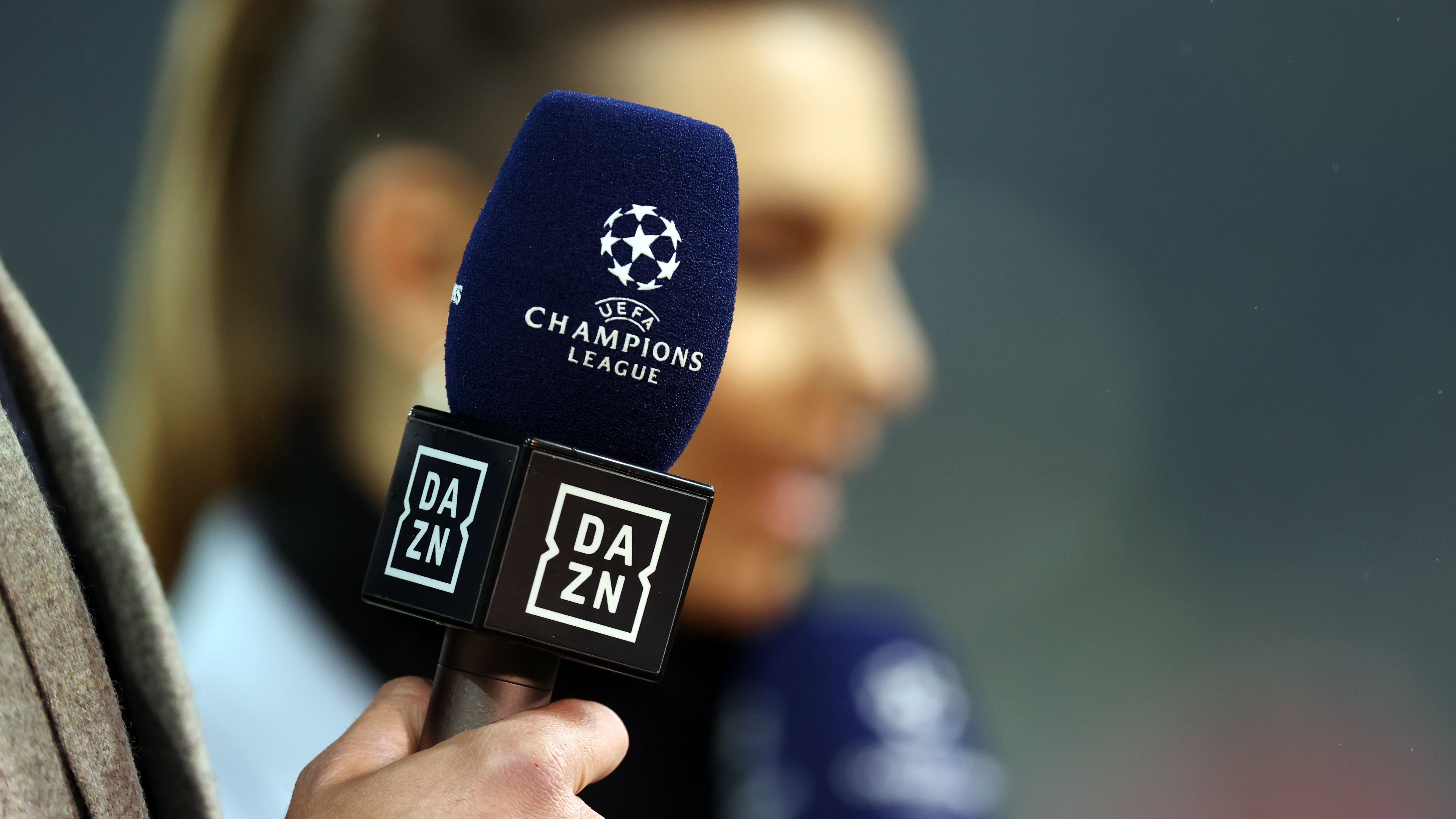 DAZN mic UEFA Champions League