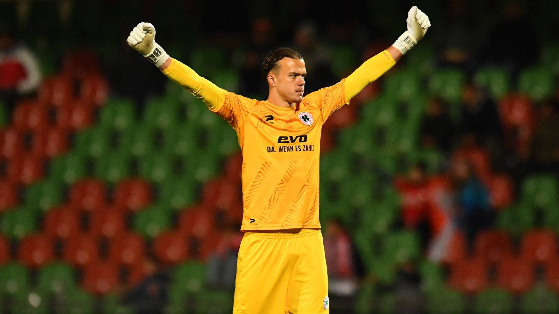 Kevin Kratzsch ( Rot-Weiß Oberhausen )