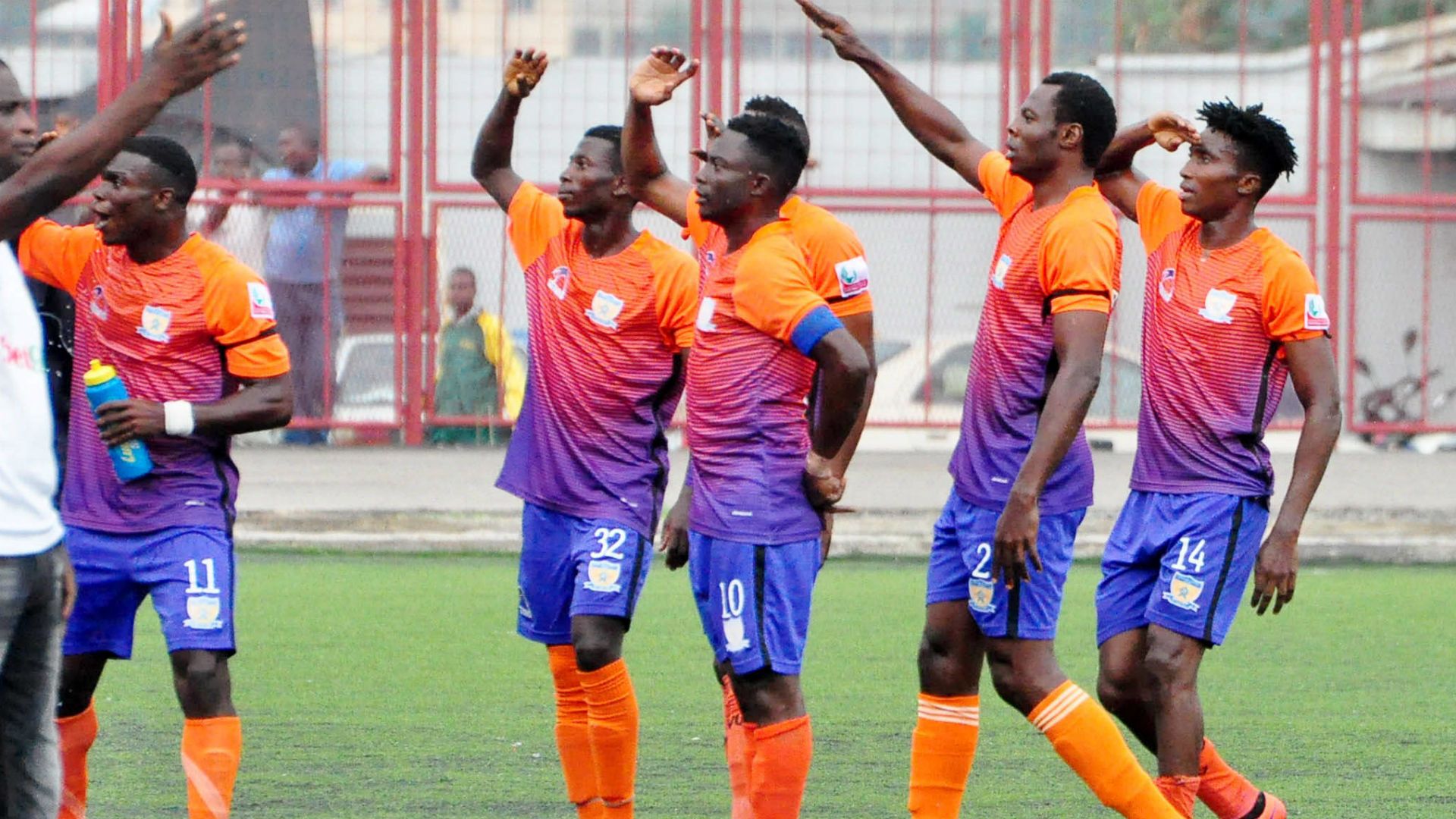 Sunshine Stars celebrate