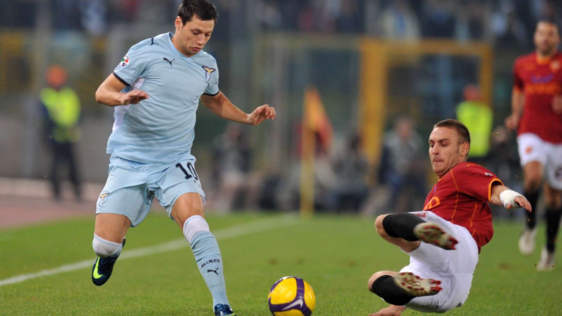 Mauro Zarate Daniele De Rossi Lazio Roma 2008