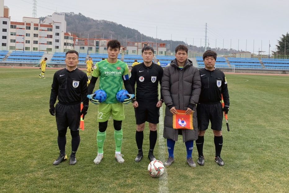 HLV Park Hang-seo. U23 Việt Nam. Lịch thi đấu U23 Việt Nam. VCK U23 châu Á 2020. Chiều cao cầu thủ U23 Việt Nam. Danh sách cầu thủ U23 Việt Nam. Trực tiếp bóng đá. Link xem bóng đá. Trực tiếp U23 châu Á. Xem U23 châu Á ở đâu. Lịch trực tiếp U23 châu Á. Trực tiếp U23 Việt Nam. Quang Hải. Đình Trọng. Trọng Hùng. U23 Việt Nam.