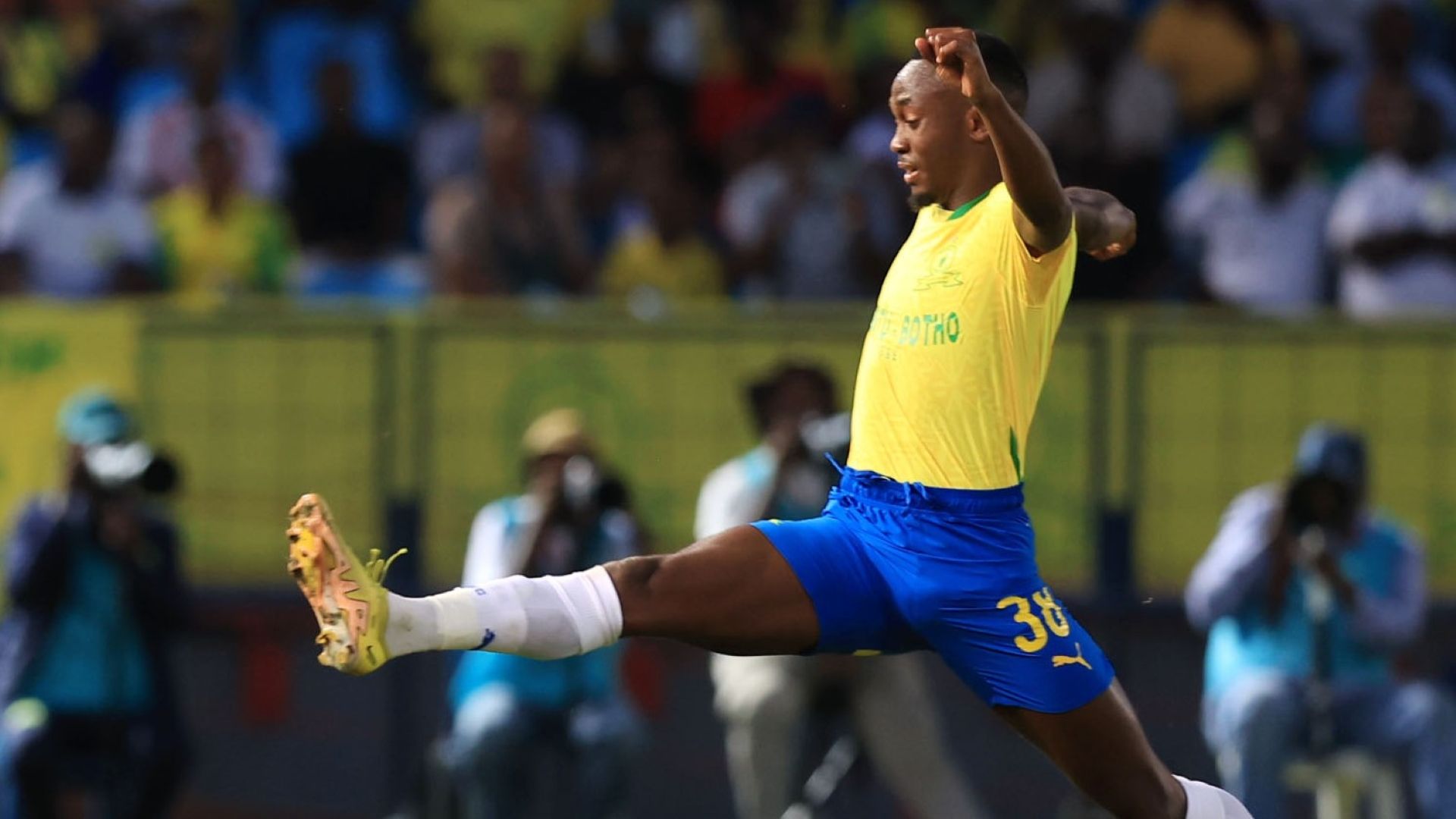 Peter Shalulile, Mamelodi Sundowns