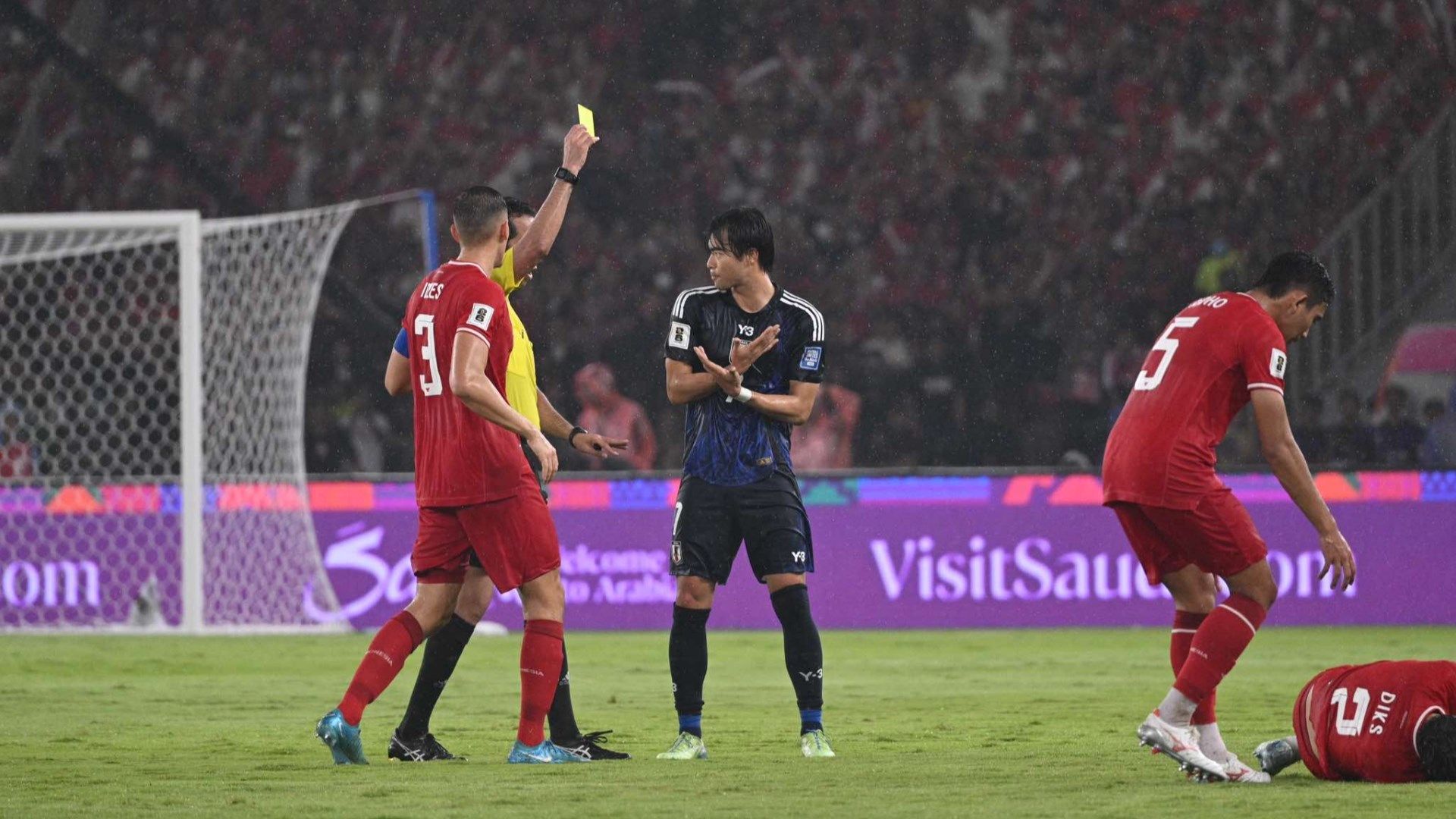 คาโอรุ มิโตมะ