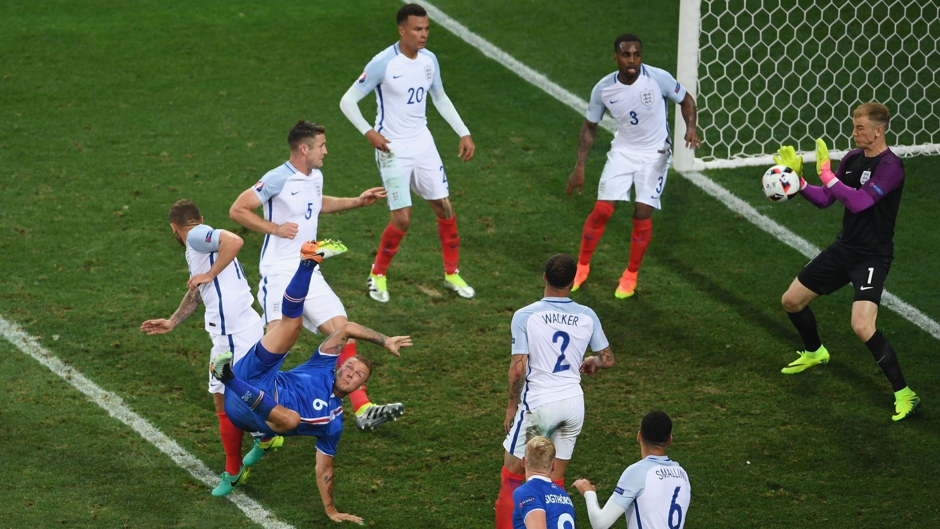 Ragnar Sigurdsson, Iceland