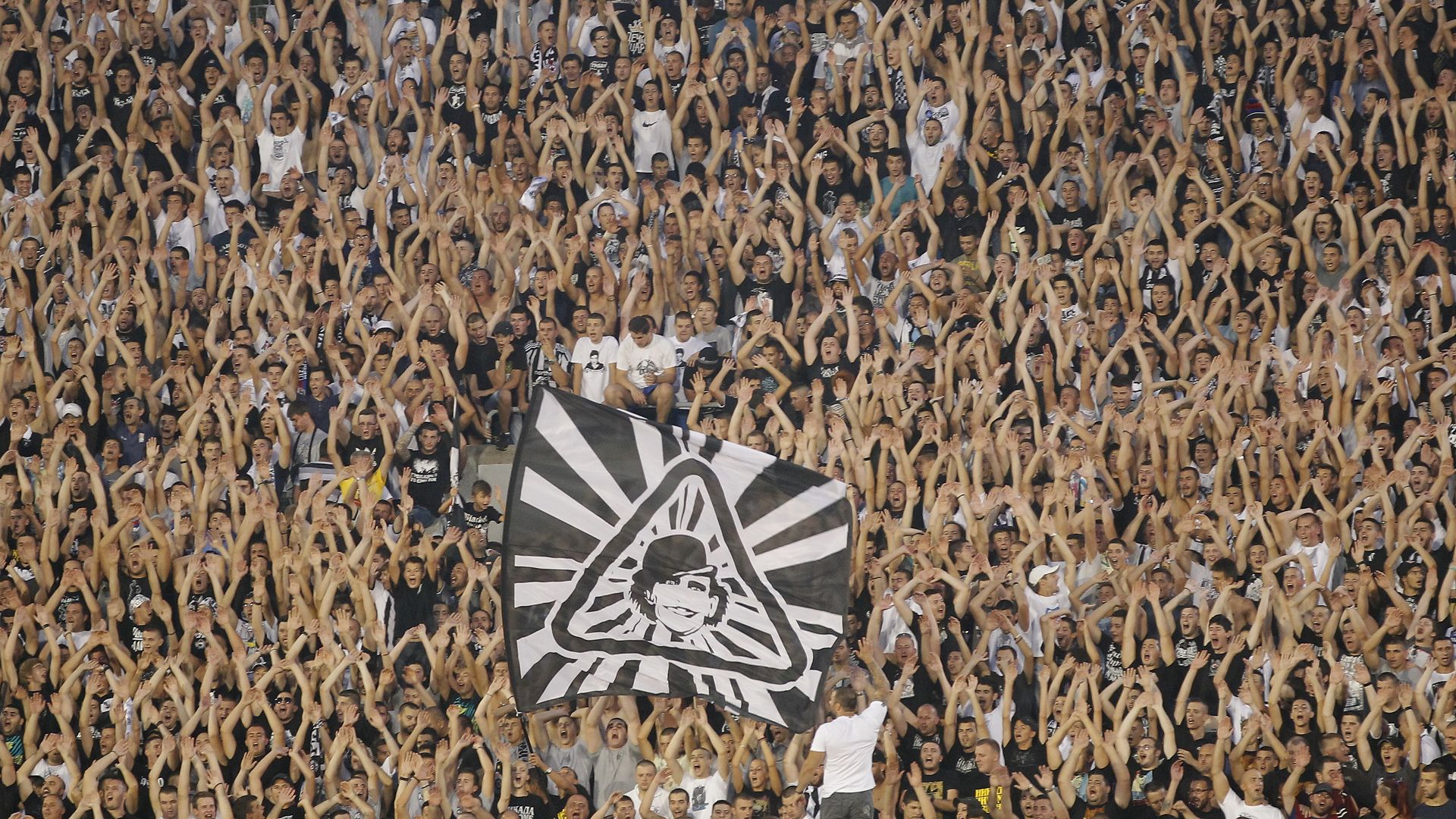 Partizan Belgrad Fans 05082015