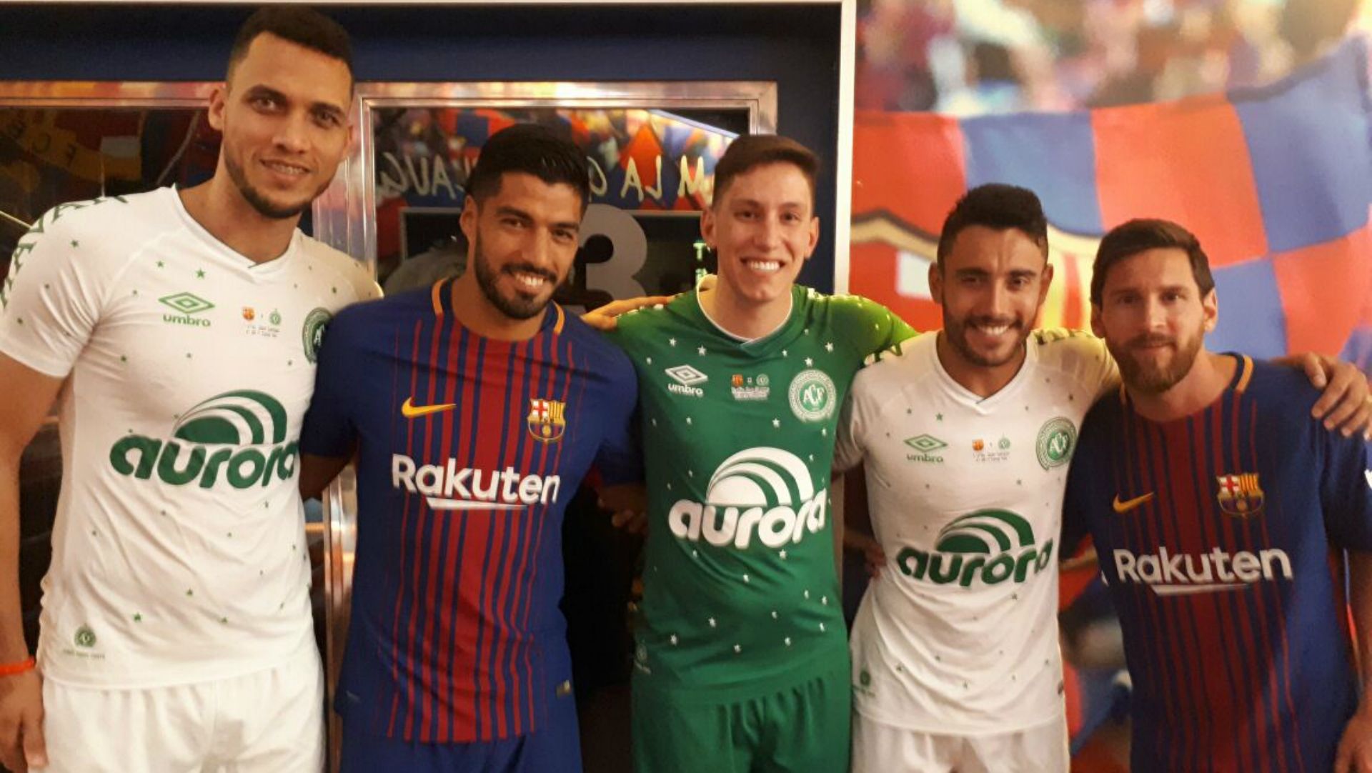 Lionel Messi Luis Suárez Alan Ruschel Neto Jackson Follmann Barcelona Chapecoense