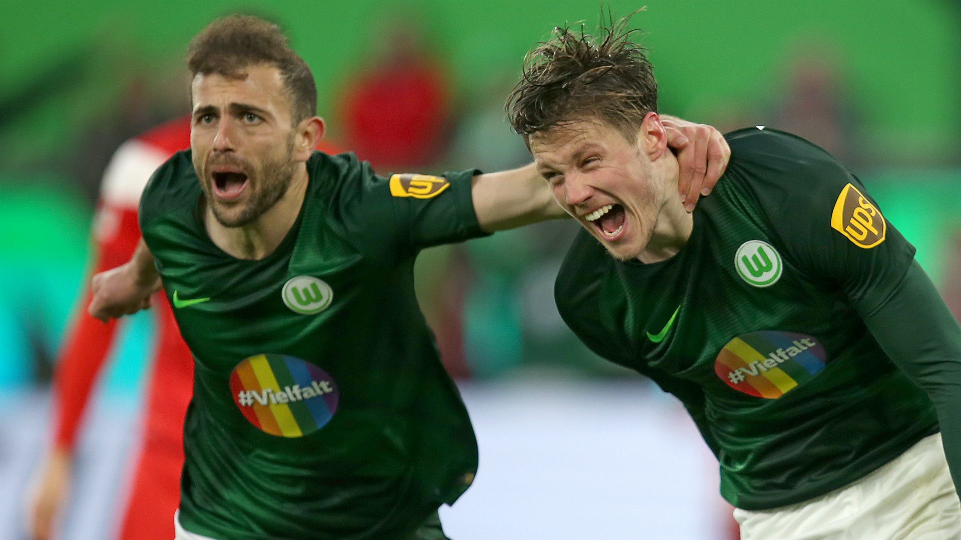ADMIR MEHMEDI WOUT WEGHORST WOLFSBURG GERMAN BUNDESLIGA 16032019