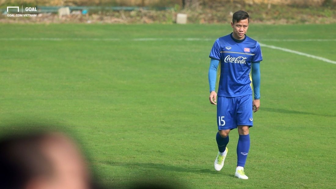 Tuyển Việt Nam tập luyện sáng 21/12