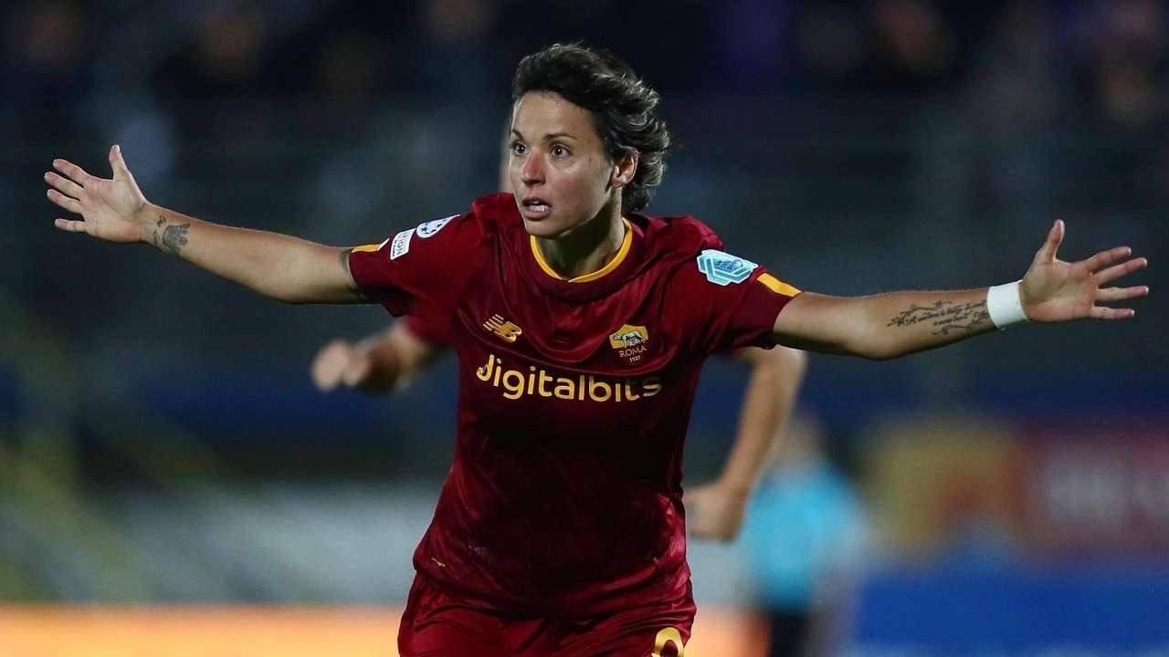 Valentina Giacinti, Roma feminino, UWCL, 2022