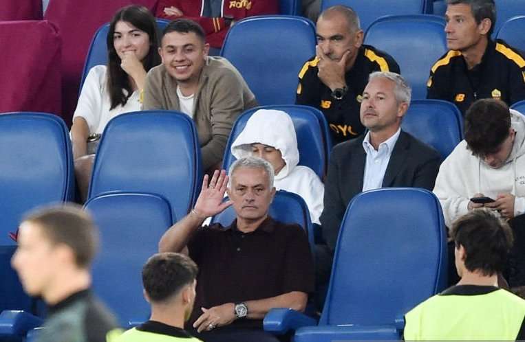 Jose Mourinho roma vs atalanta 2022/23
