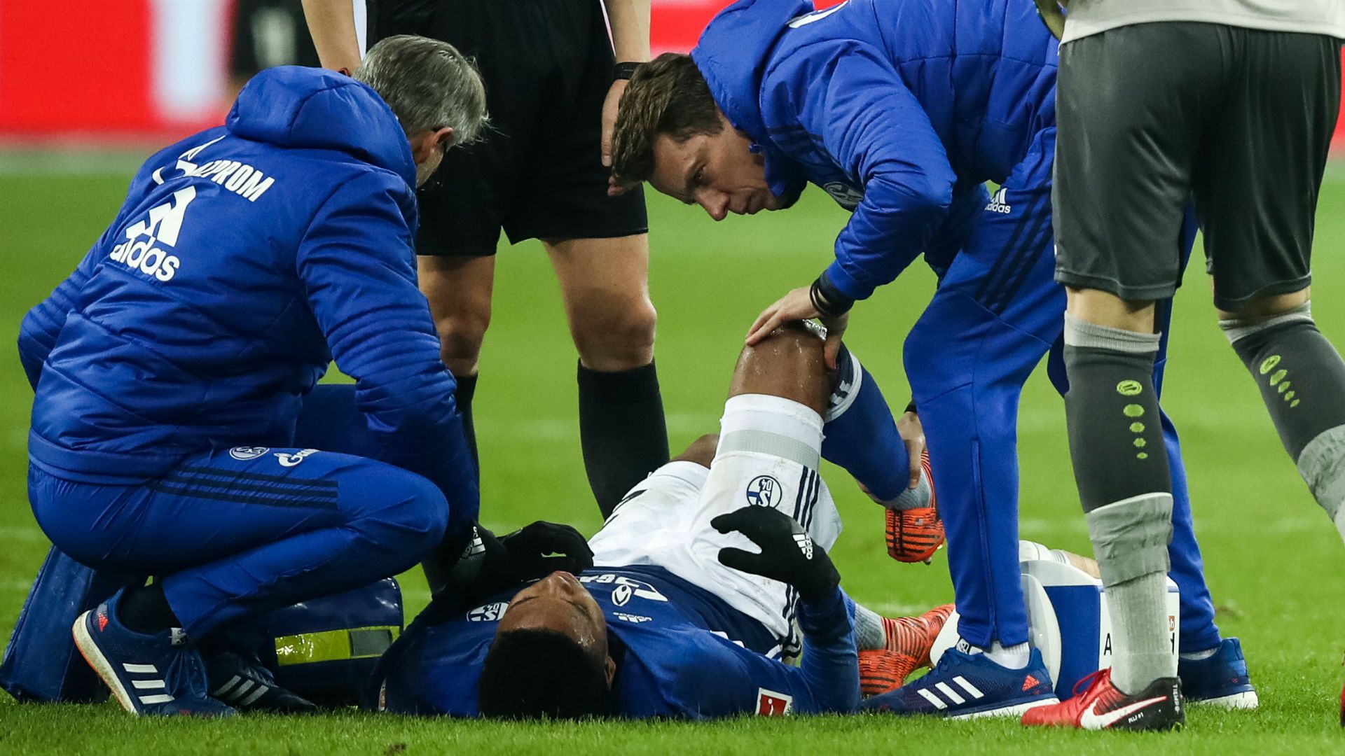 Weston McKennie injury Schalke