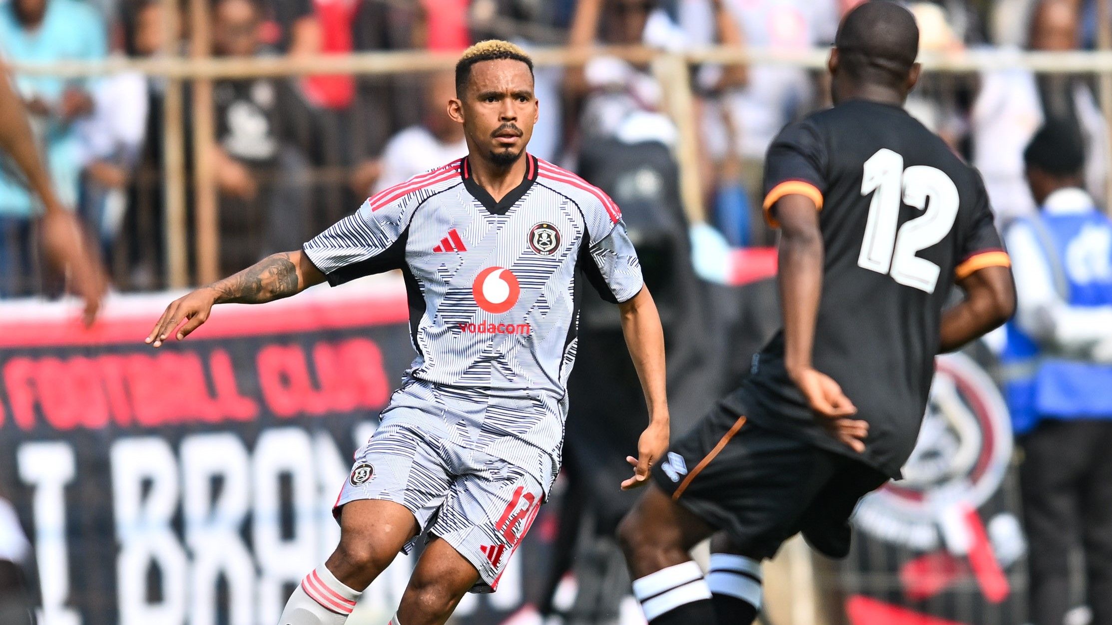 Oswin Appollis, Orlando Pirates, Hlomaleng Lebina, Lioli FC, September 2025