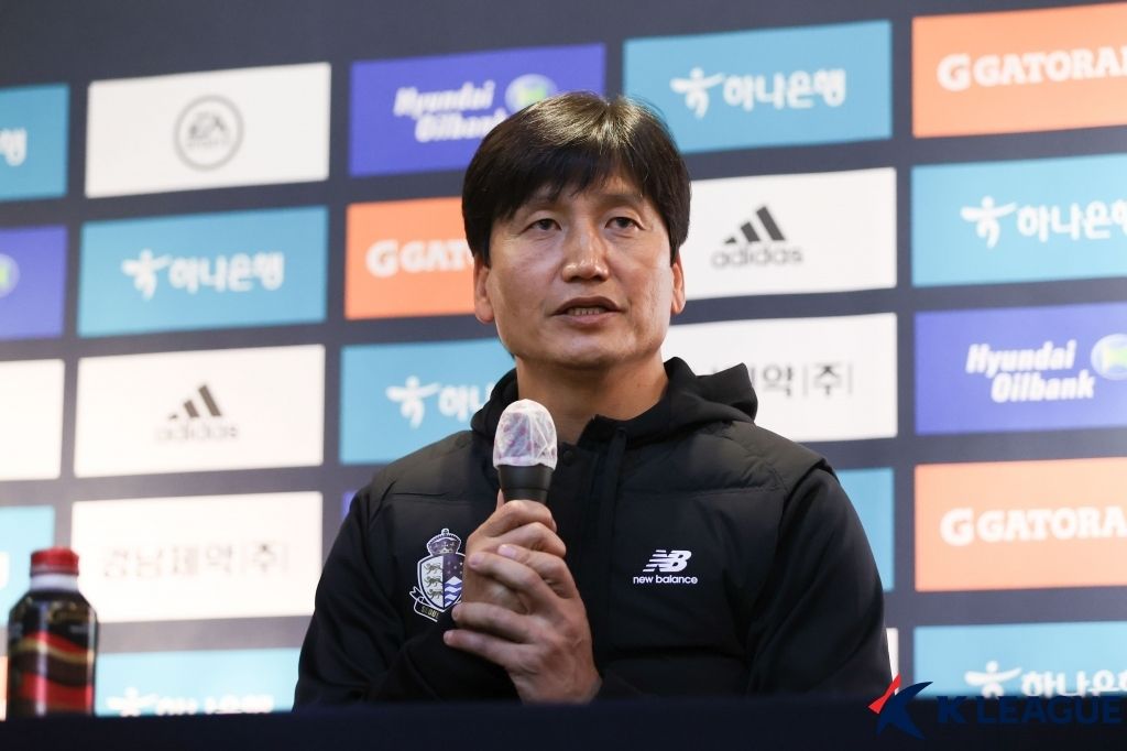 서울 이랜드 정정용 감독