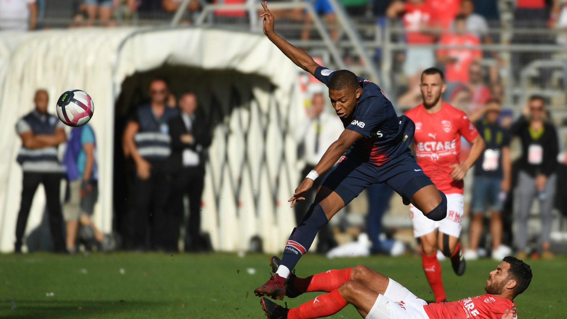 Kylian Mbappe Nimes PSG 01092018