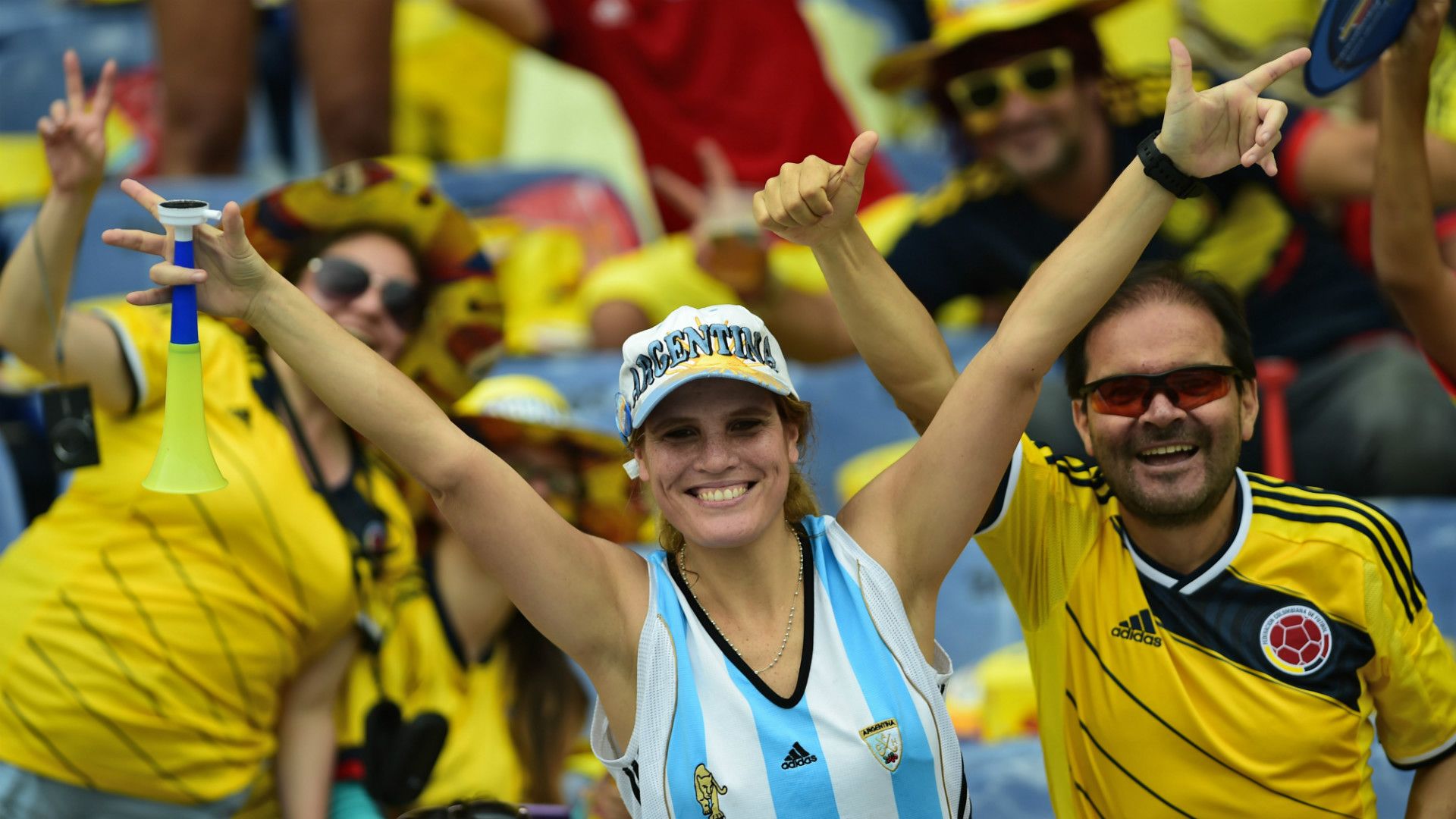 Colombia - Argentina Fans Preview Qualifier World Cup 2018 17112015