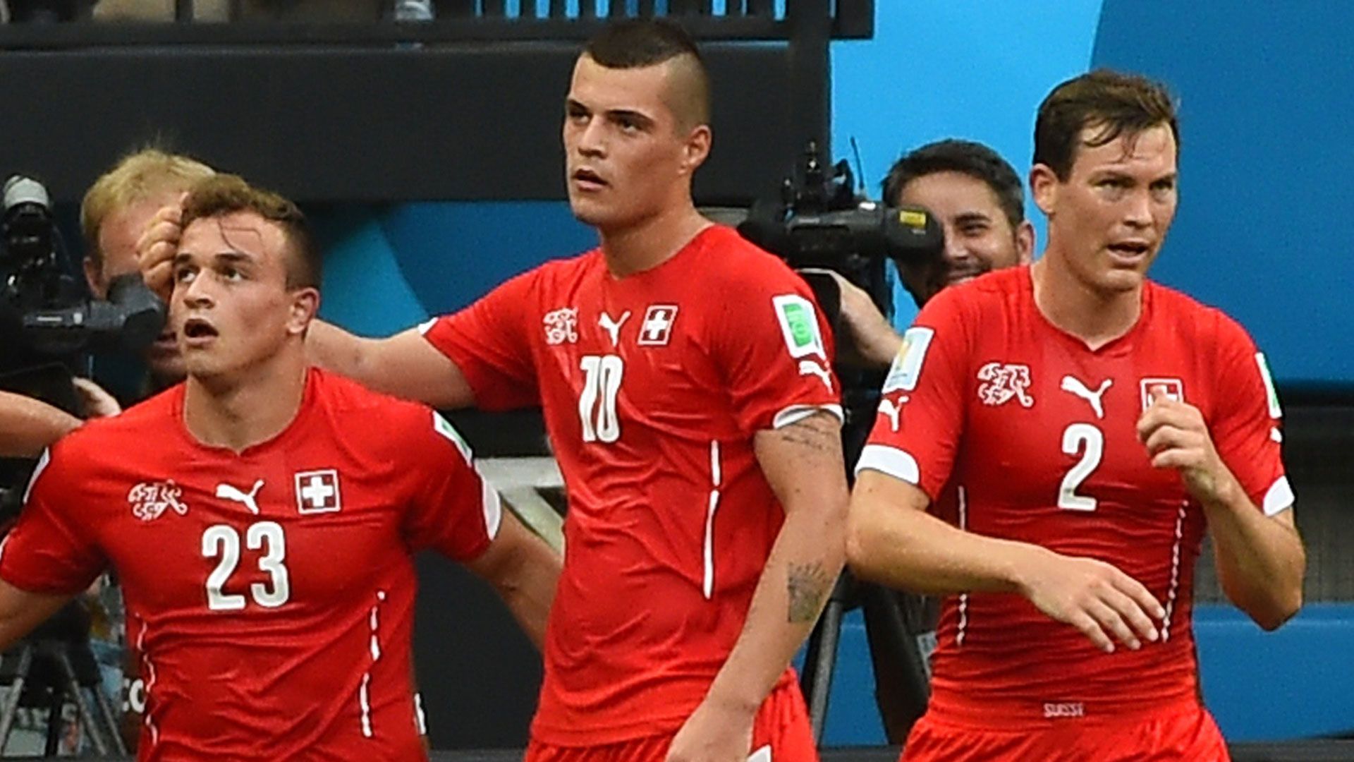 Xherdan Shaqiri, Granit Xhaka, Stephan Lichtsteiner 06252014