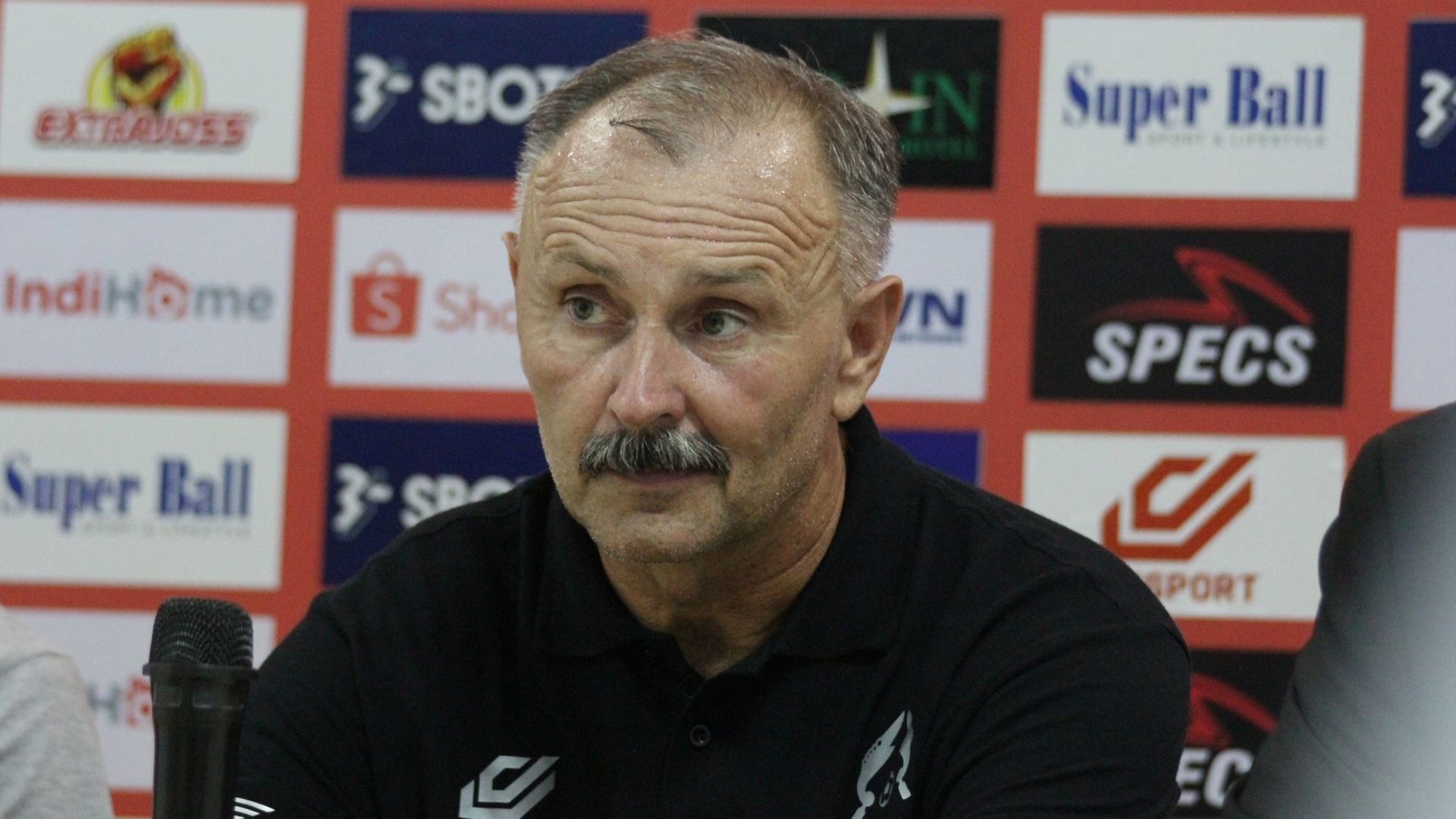 Igor Kriushenko Pelatih Tira Persikabo