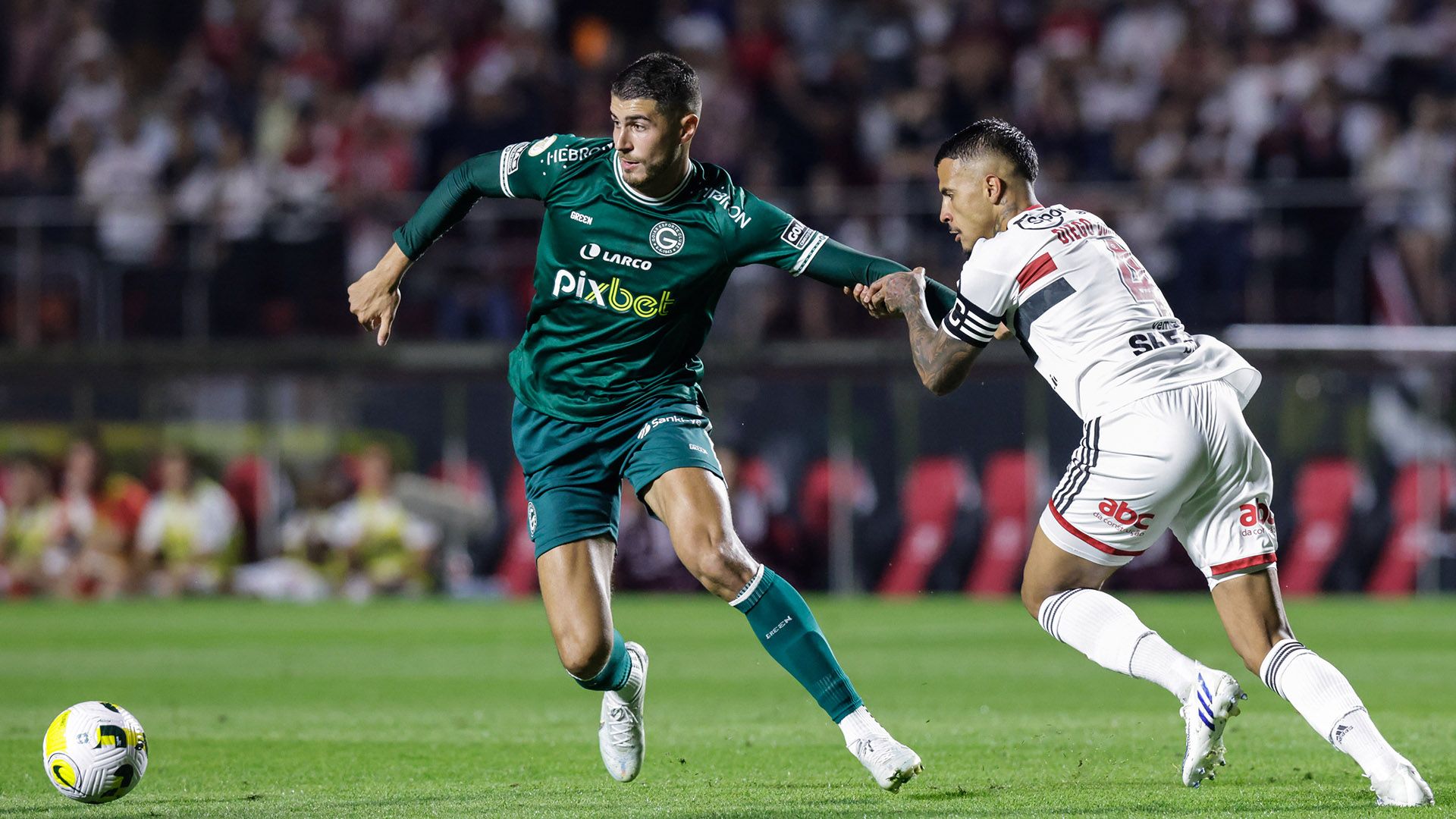 Pedro Raul e Diego Costa, São Paulo x Goiás