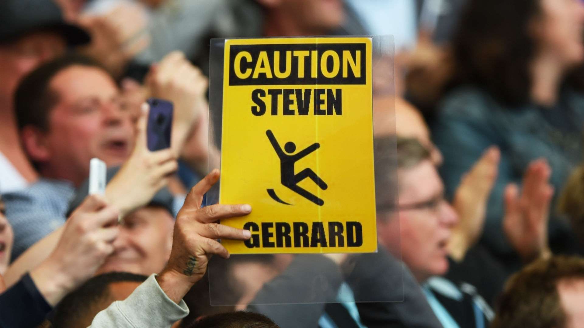 Steven Gerrard slip