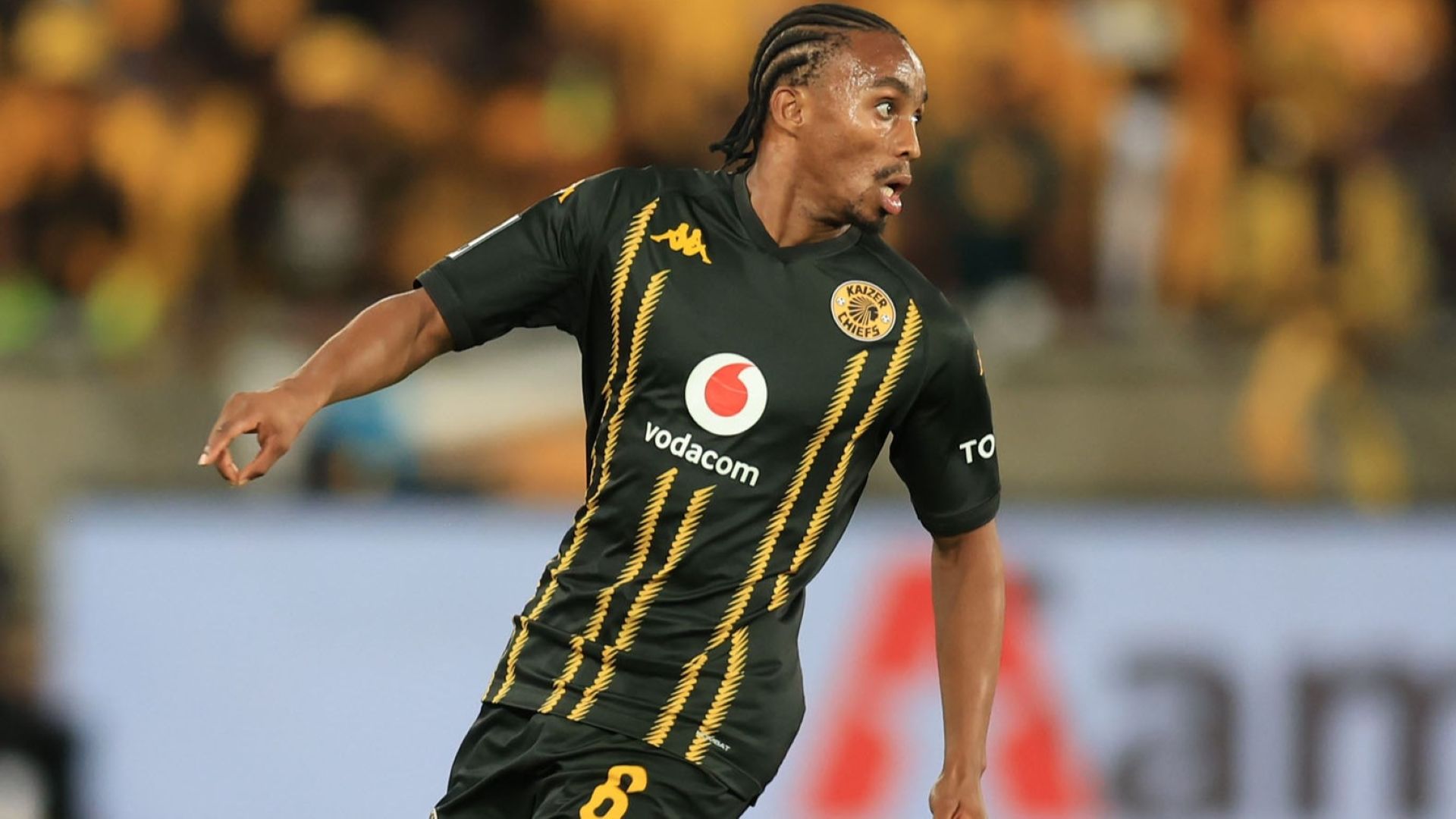 Is Nasreddine Nabi failing to effectively use Njabulo Blom? MLS coach gives vote of confidence to Kaizer Chiefs star - 'He can be one of the best defensive midfielders' | Goal.com South