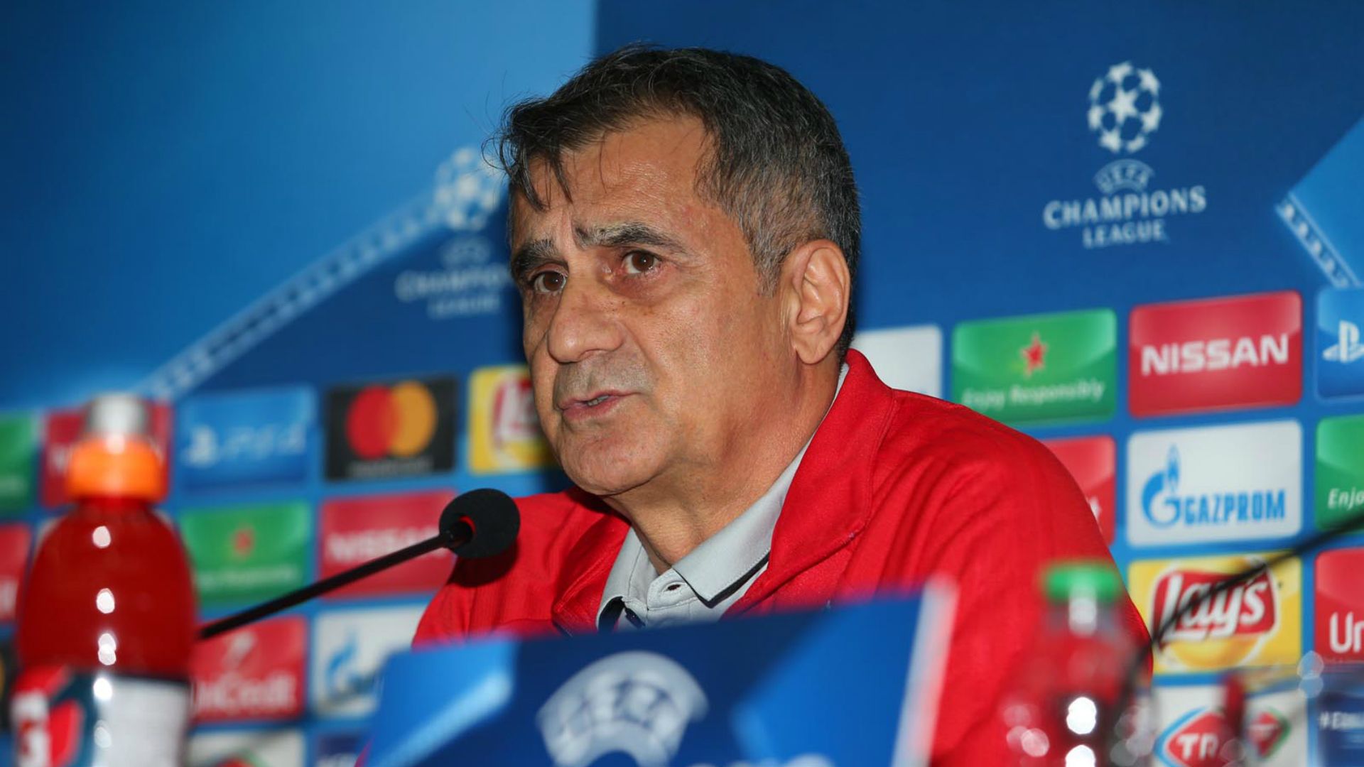 Senol Gunes Besiktas