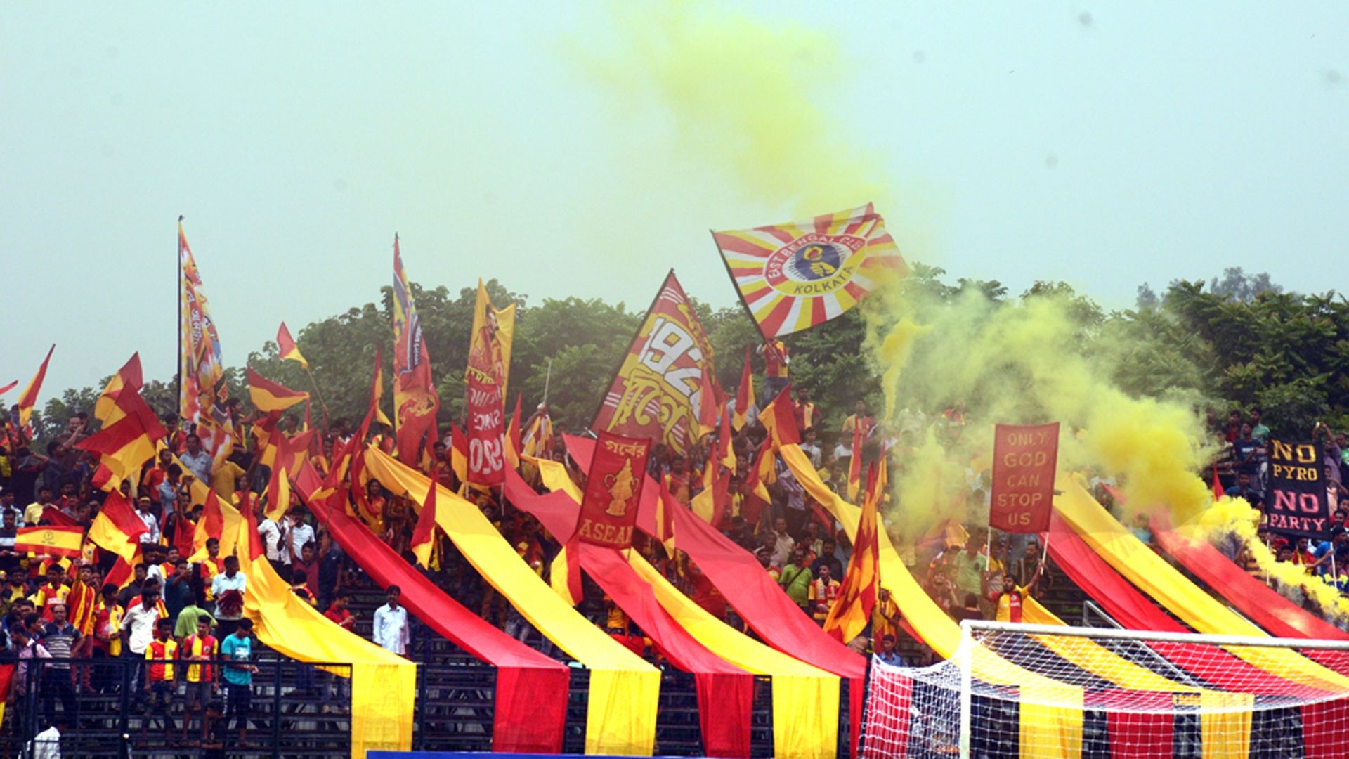 East Bengal Supporters CFL 2017