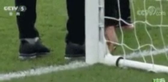 HLV Thái Lan yểm bùa