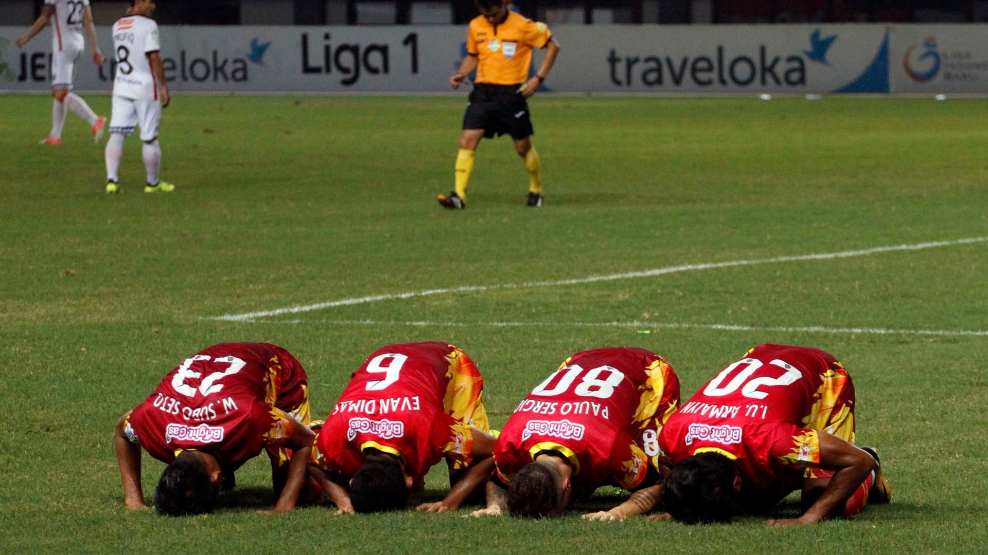 Evan Dimas Ilham Udin Paulo Sergio - Selebrasi Bhayangkara FC