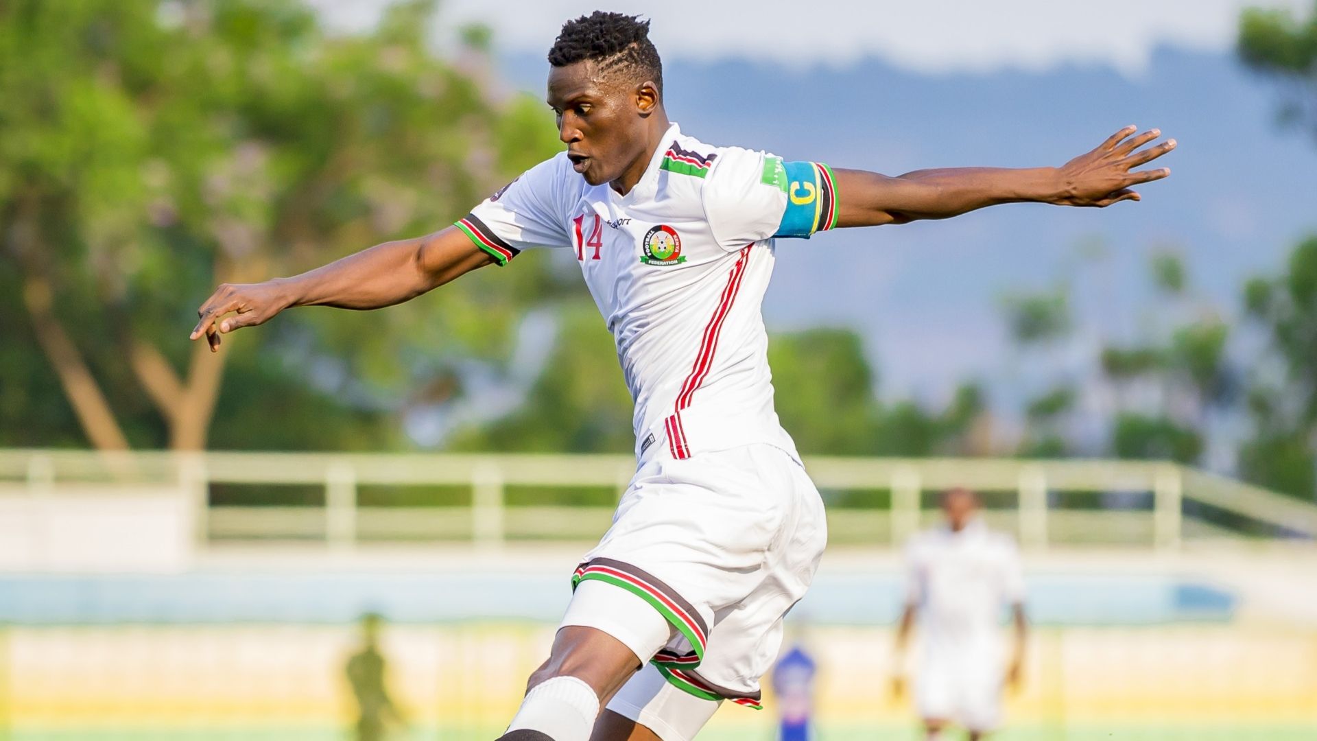 Michael Olunga, Kenya