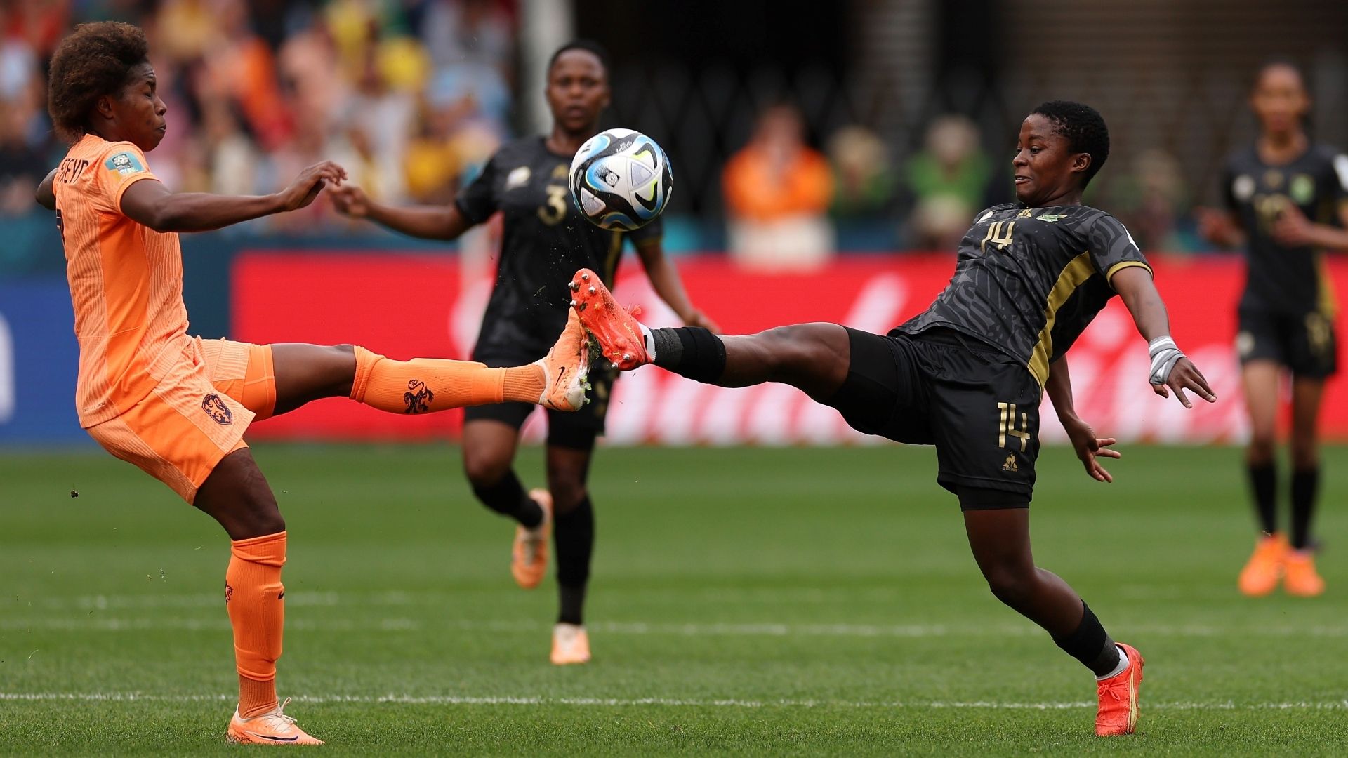 Tiisetso Makhubela, Banyana