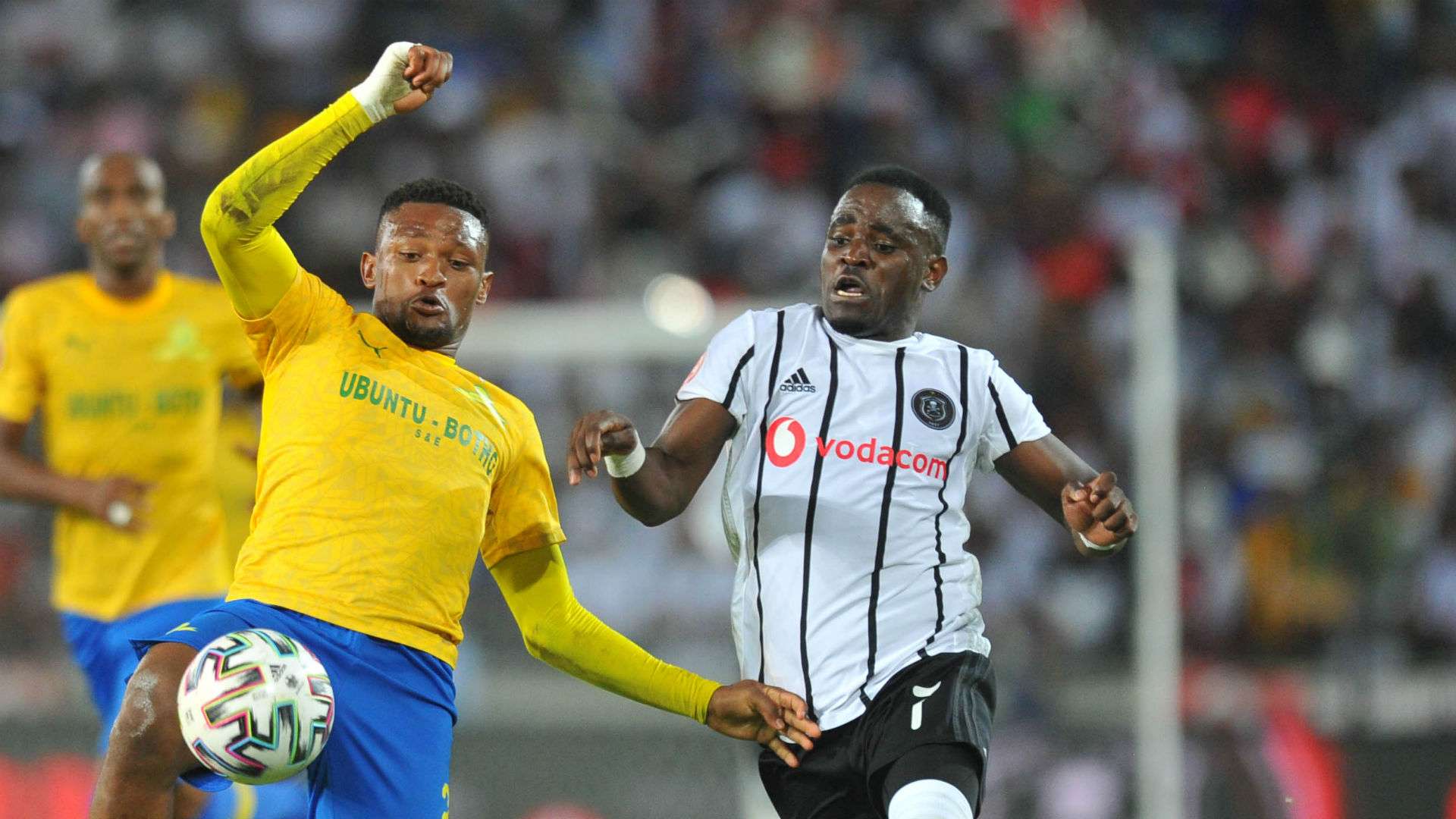 Motjeka Madisha, Mamelodi Sundowns & Frank Mhango, Orlando Pirates, 2019
