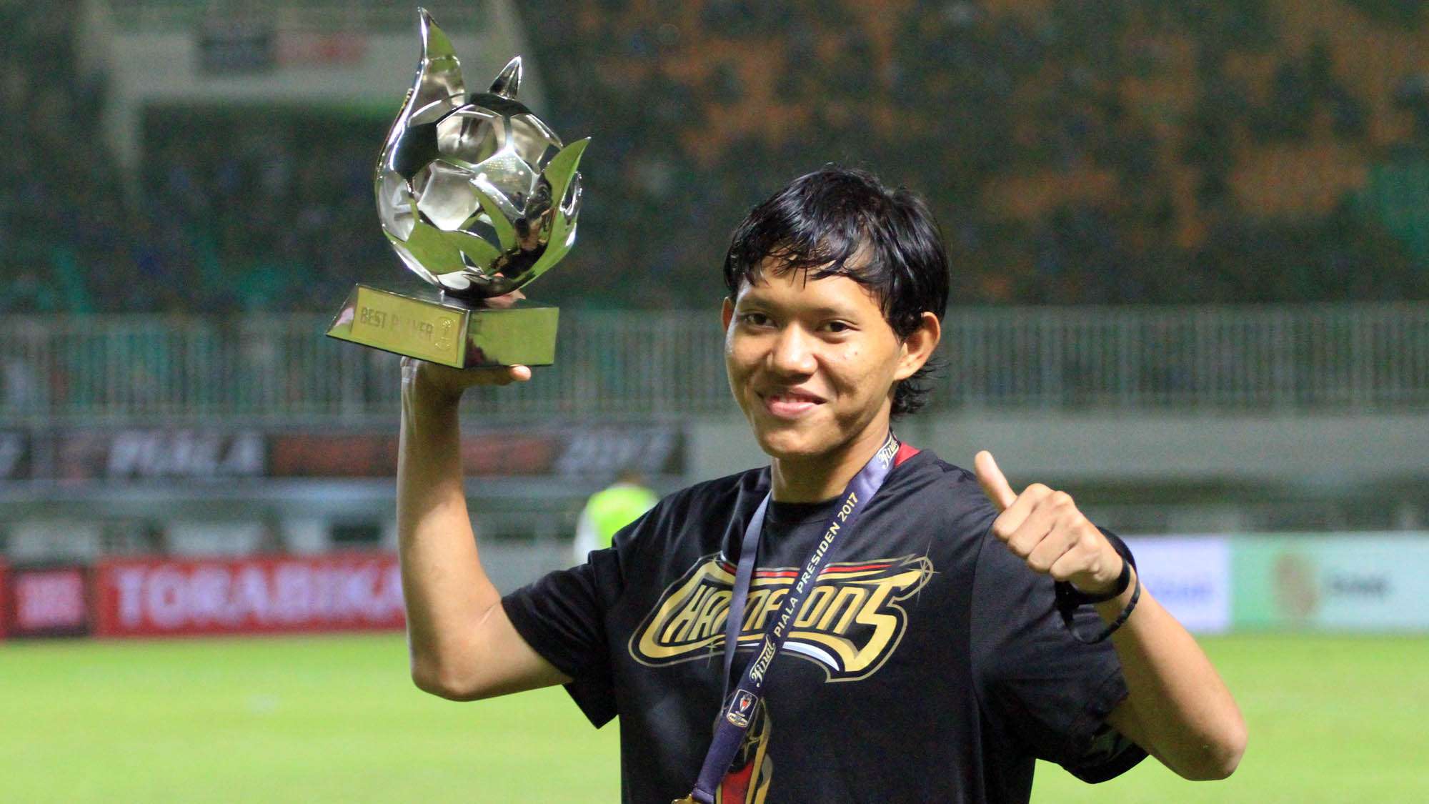 Adam Alis - Arema FC