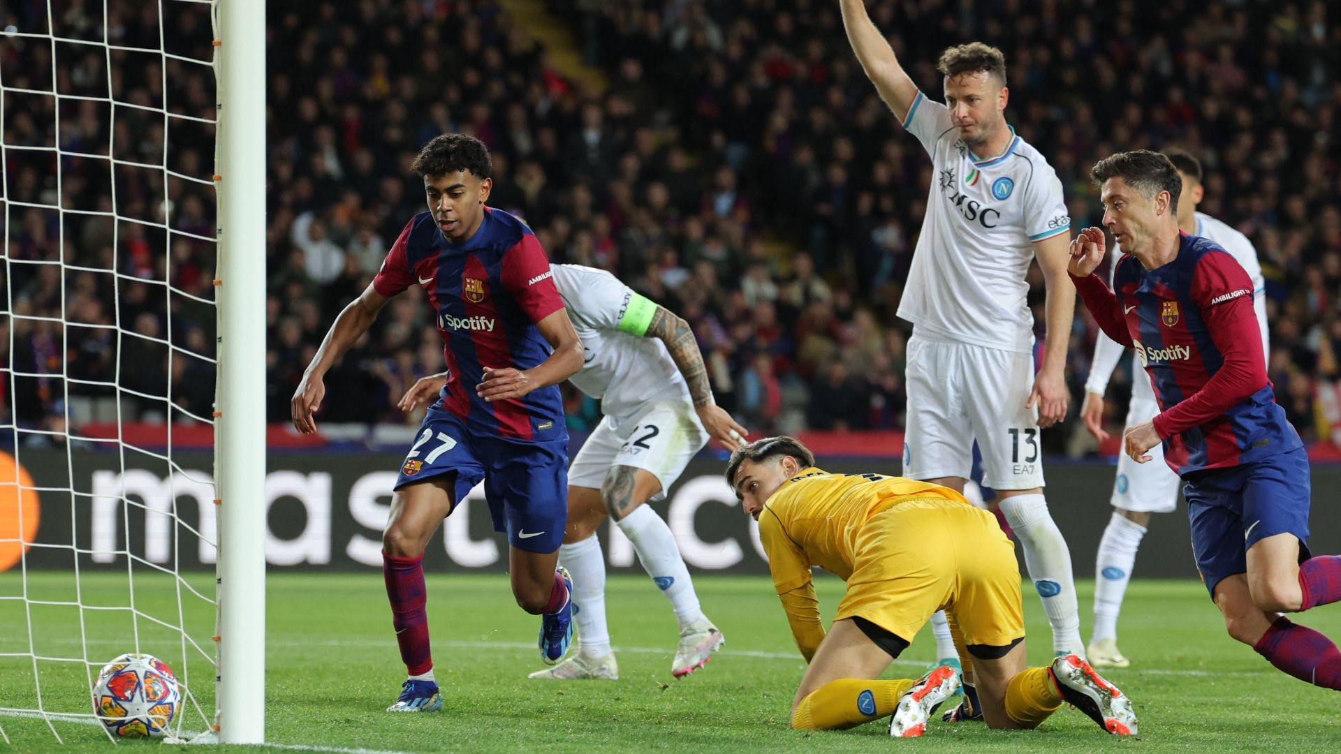 Yamal Barcelona Napoli