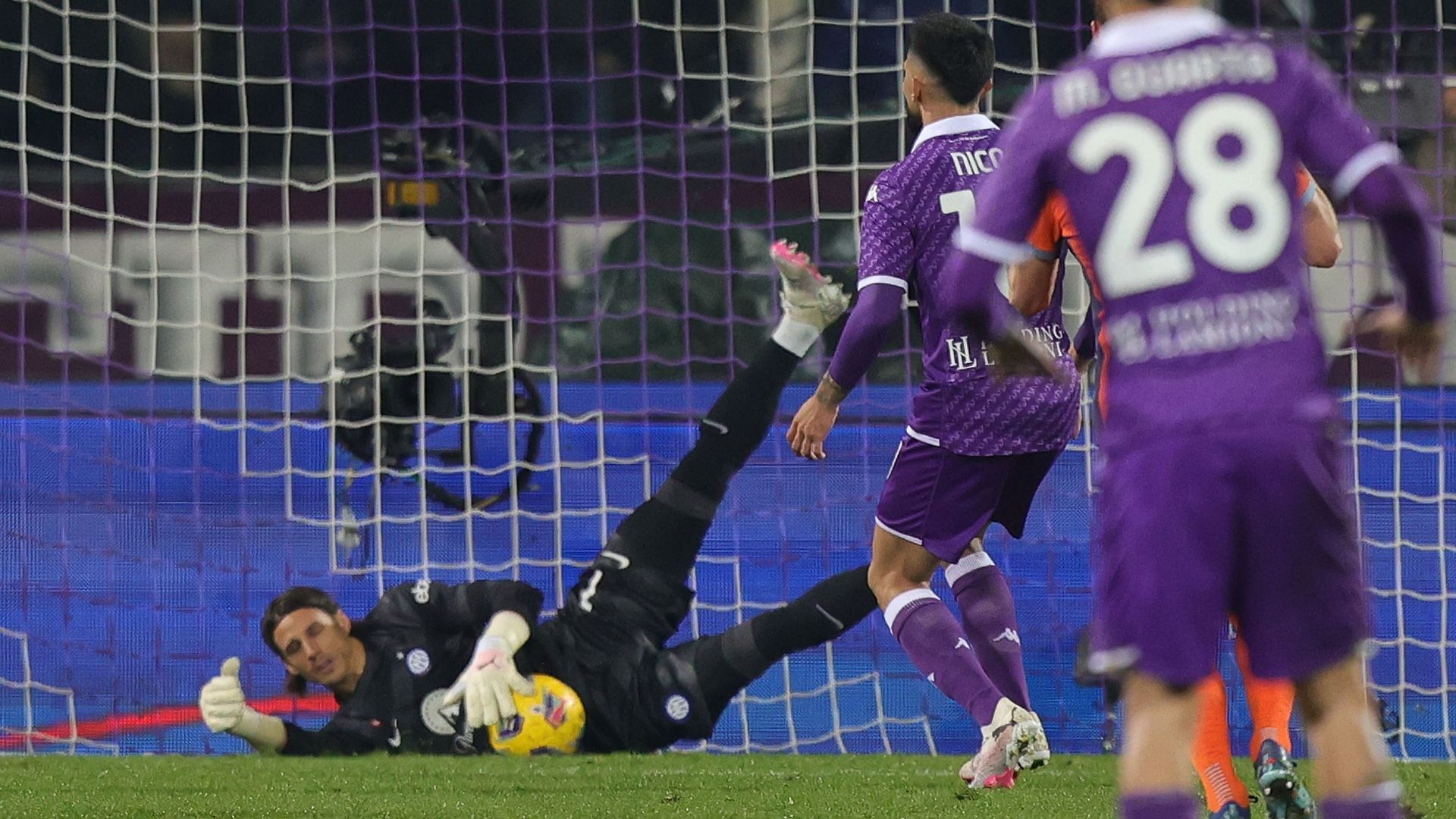 Nico Gonzalez Sommer Fiorentina Inter