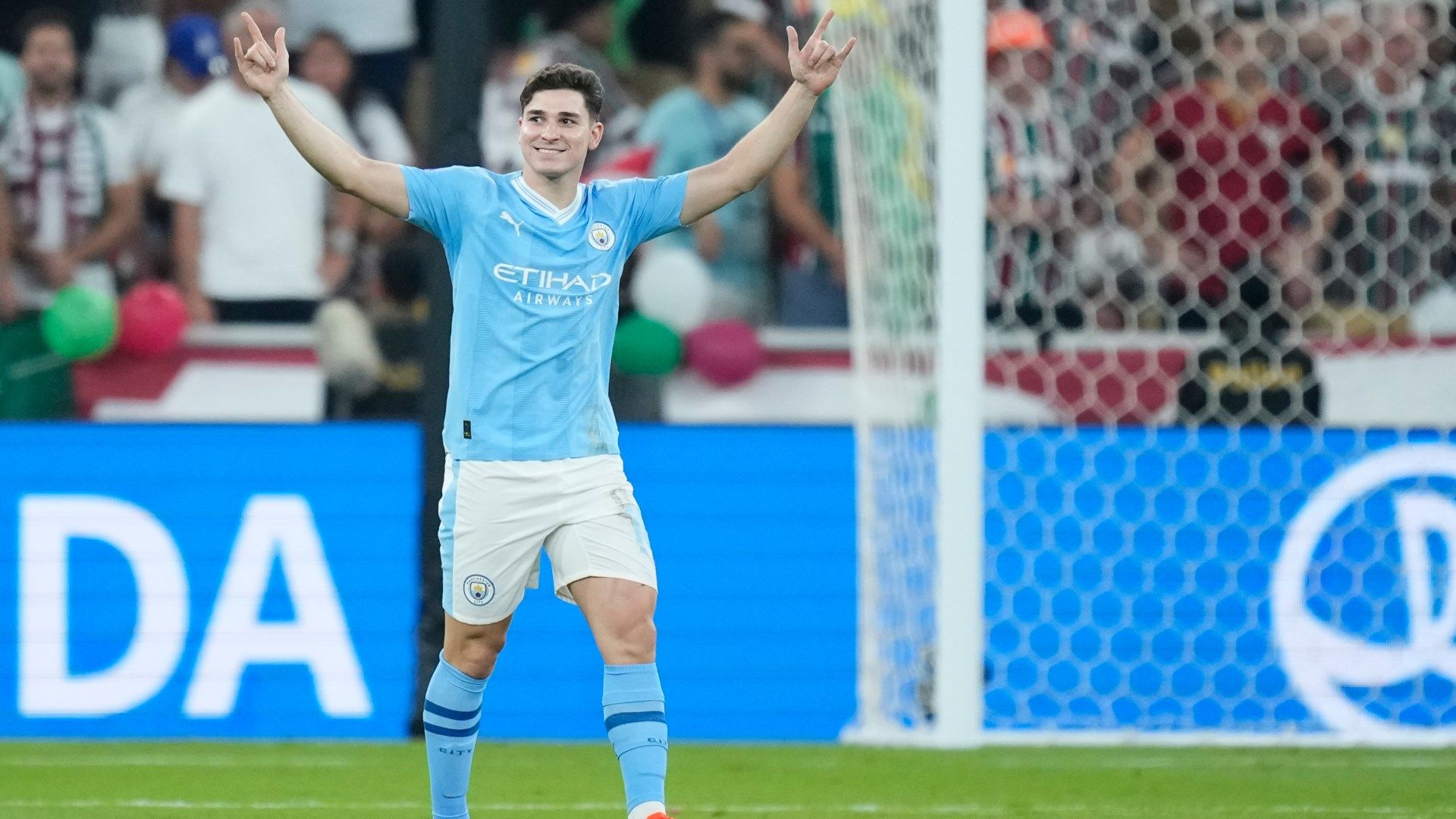 Julian Alvarez Manchester City 2023-24