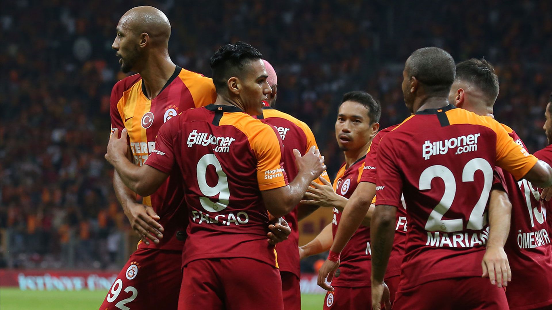 Galatasaray Goal Celebration Falcao Nzonzi 09272019