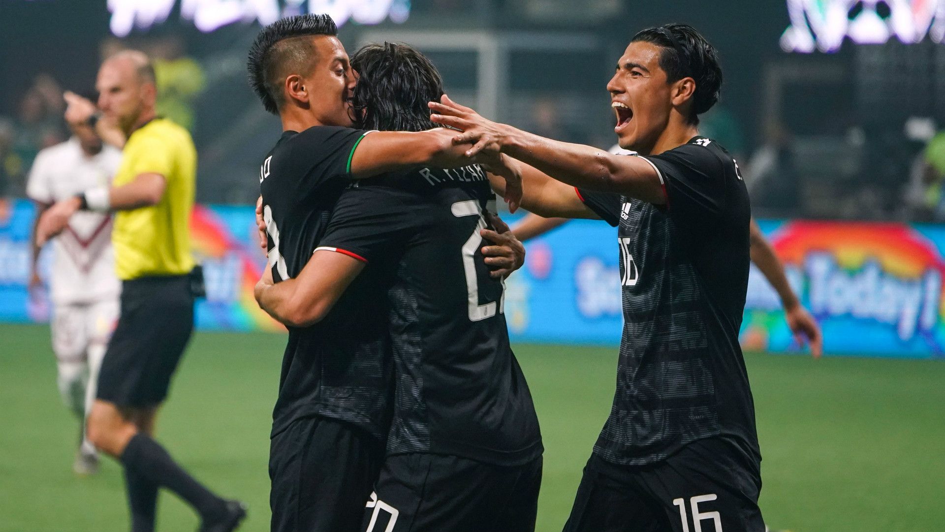 Roberto Alvarado Rodolfo Pizarro Erick Gutierrez Mexico